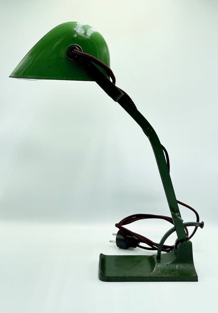 Banker's desk lamp, green metal, Austria, 1940s. - 157361