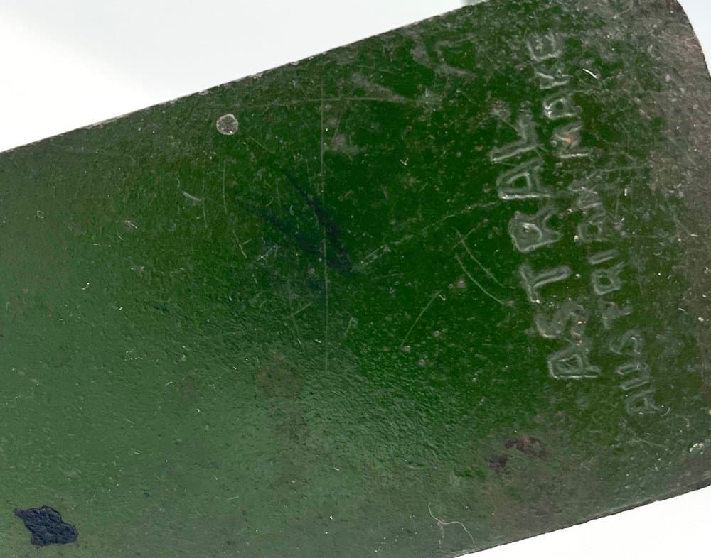 Banker's desk lamp, green metal, Austria, 1940s. - 157366