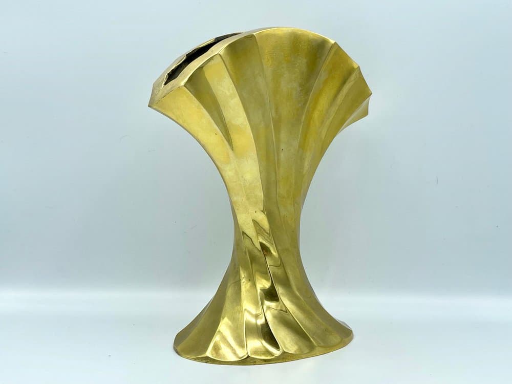 Waza rzeźbiarska Shell, mosiądz złoty, Niemcy, lata 60. - 157497