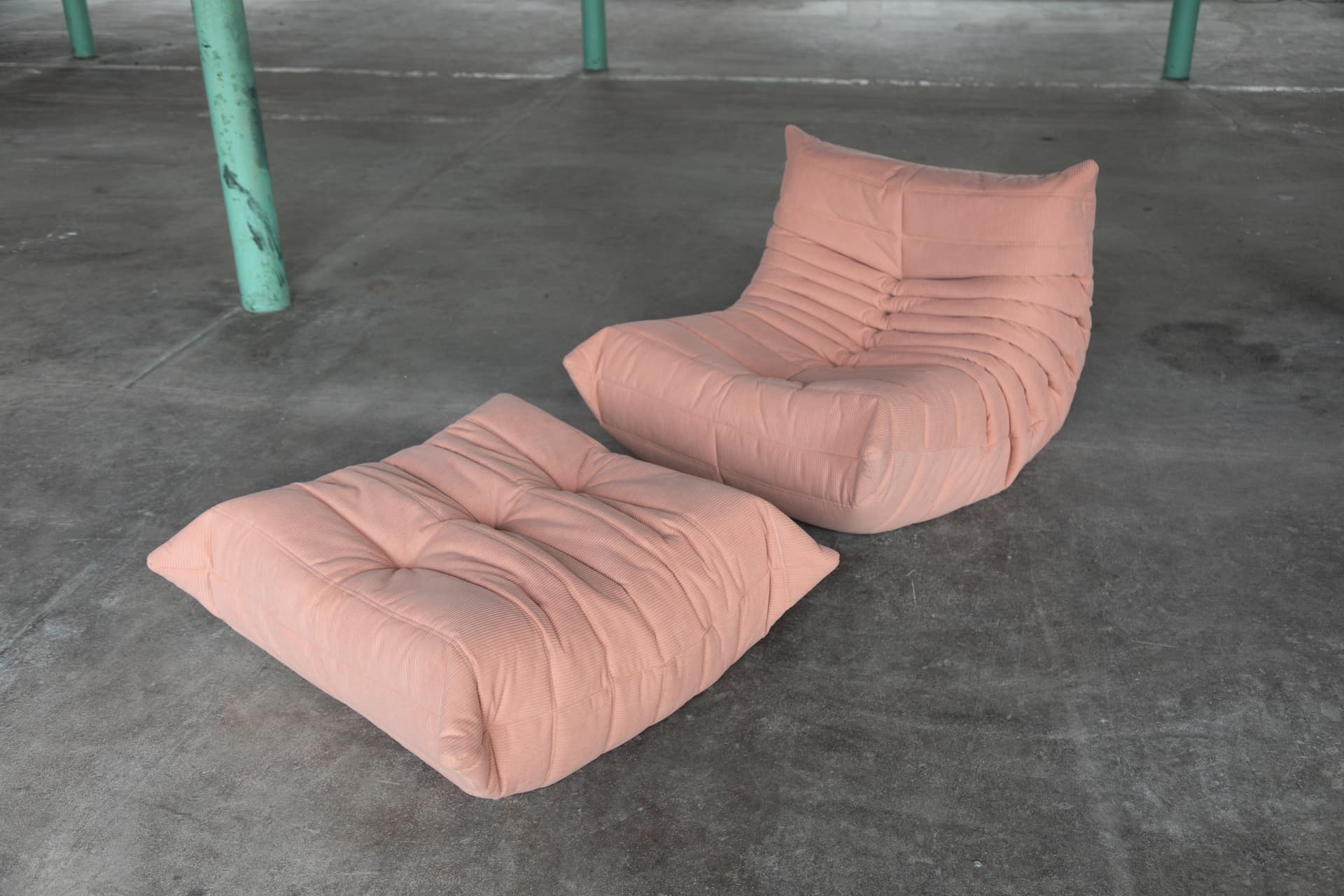 Fotel wypoczynkowy Togo z podnóżkiem, sztruks piaskowy brąz - 143963