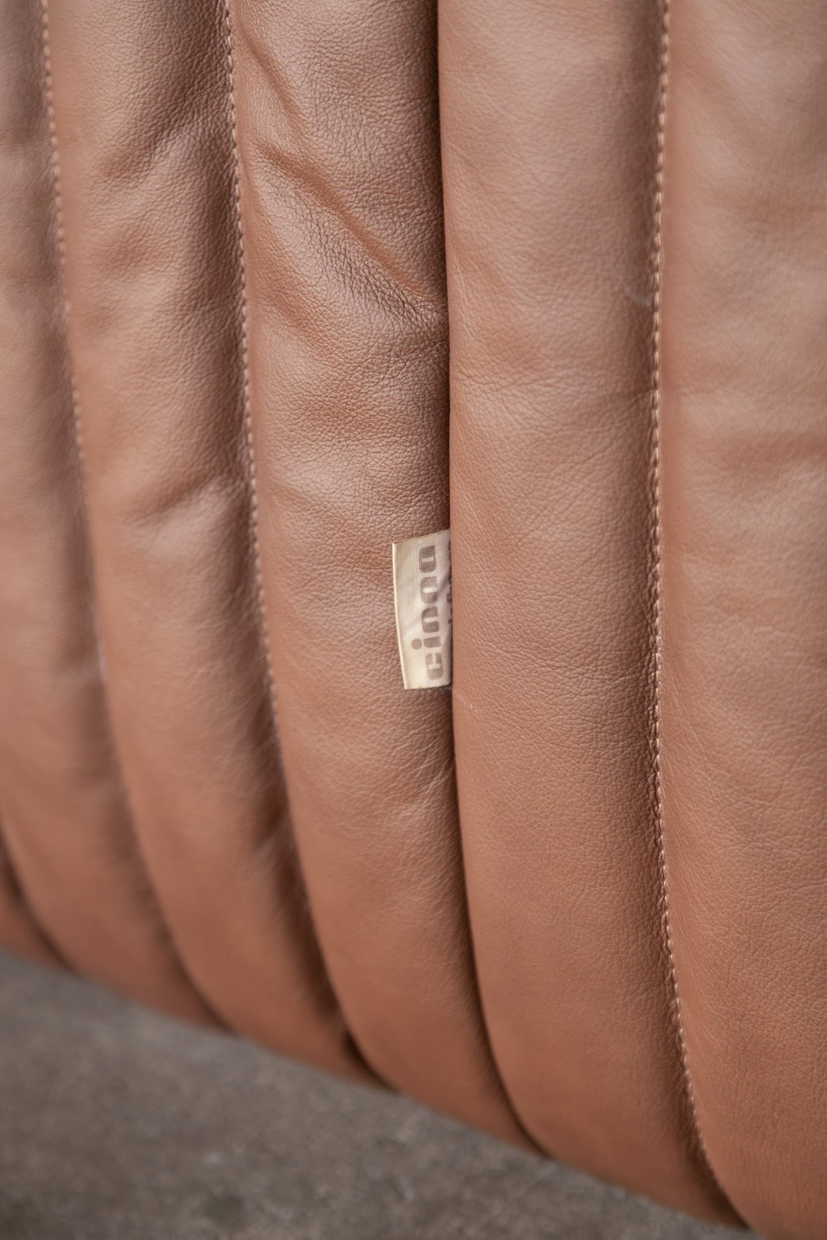 Dwuosobowa sofa Sandra, brązowa, proj. A. Hiéronimus, Ligne Roset, lata 70. - 144239