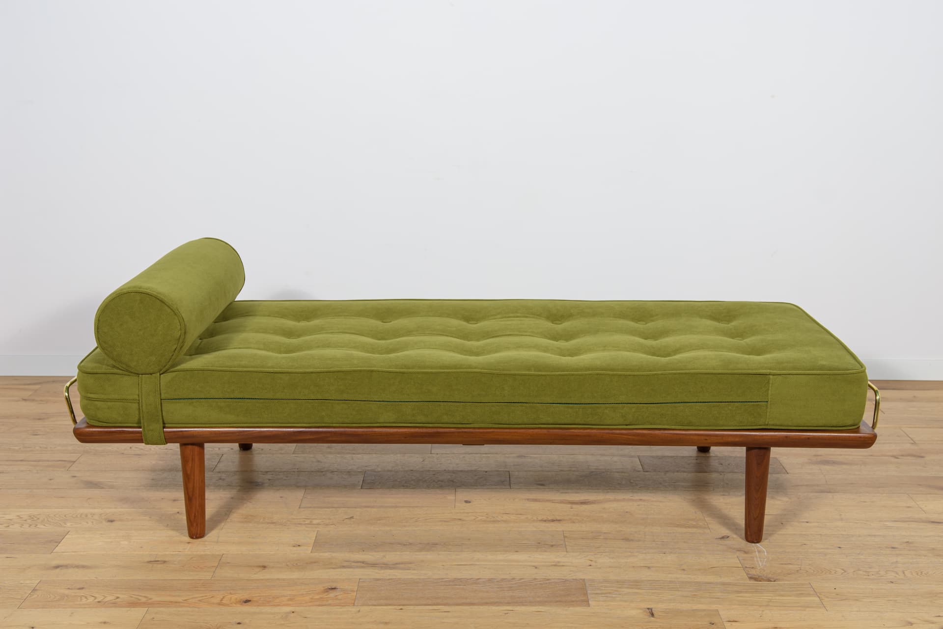 Leżanka Model GE-19, tkanina zielona, teak, proj. H. Wegner, Getama, Dania, lata 50. - 147005