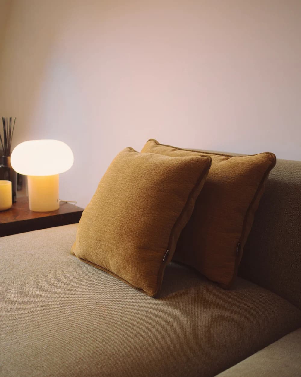 Poduszka Miu, pomarańczowa, 35x35 cm, Feum - 147465