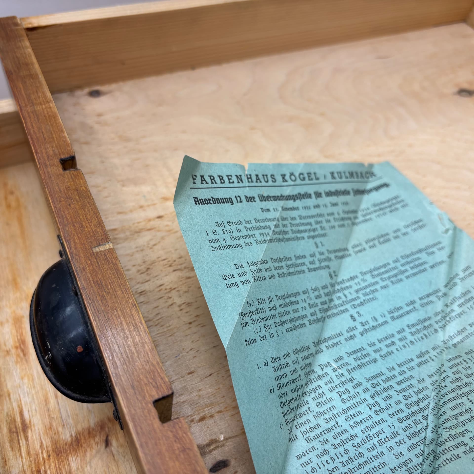 Organizer, brązowy, sosna, sklejka, metal, Niemcy, lata 50. - 149557