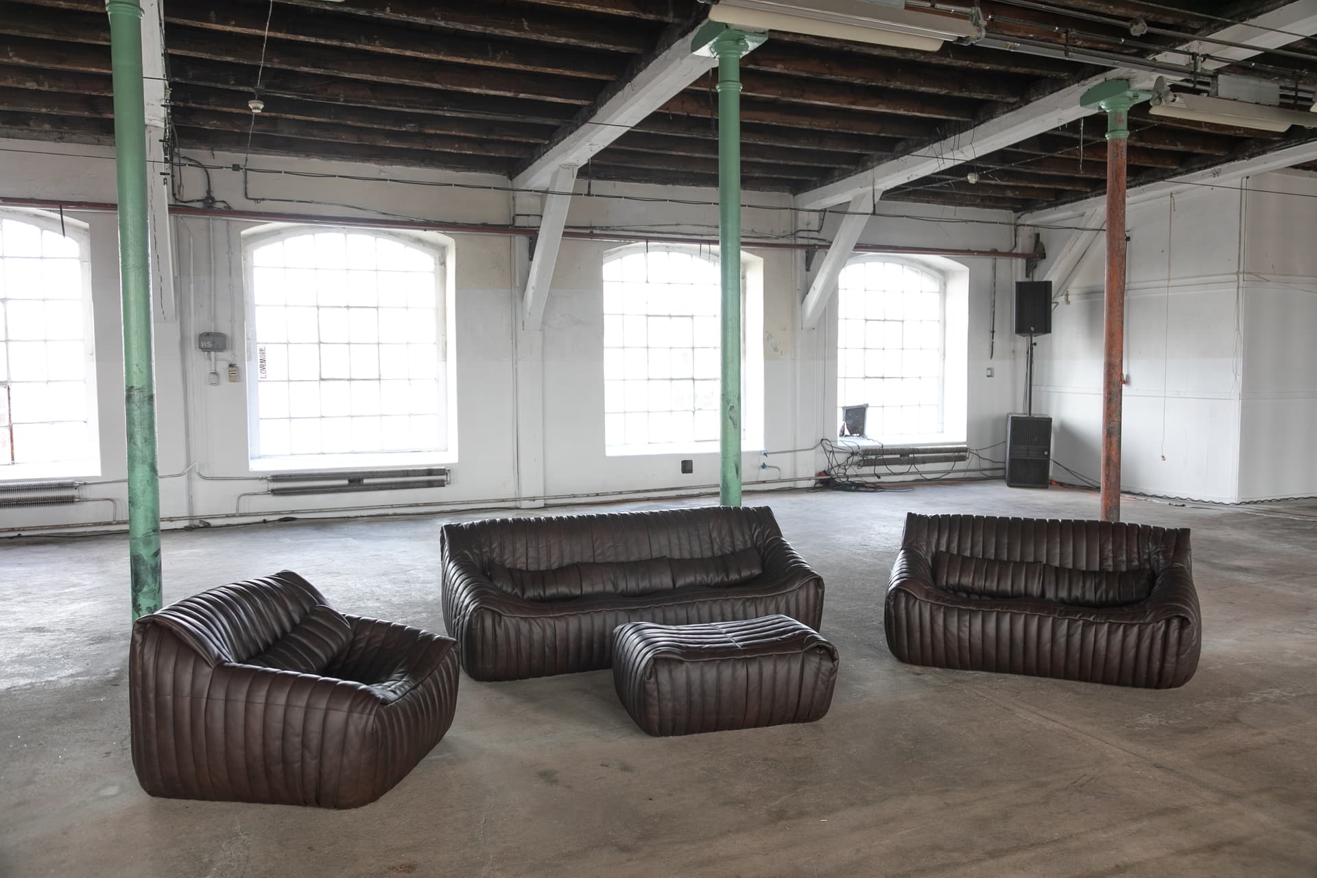 Podnóżek Sandra, brązowy, proj. A. Hiéronimus, Ligne Roset, lata 70. - 157787