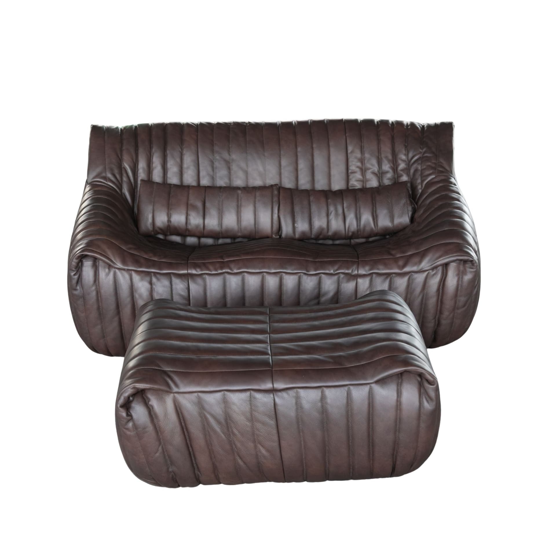 Dwuosobowa sofa z podnóżkiem Sandra, brązowa, proj. A. Hiéronimus, Ligne Roset, lata 70.