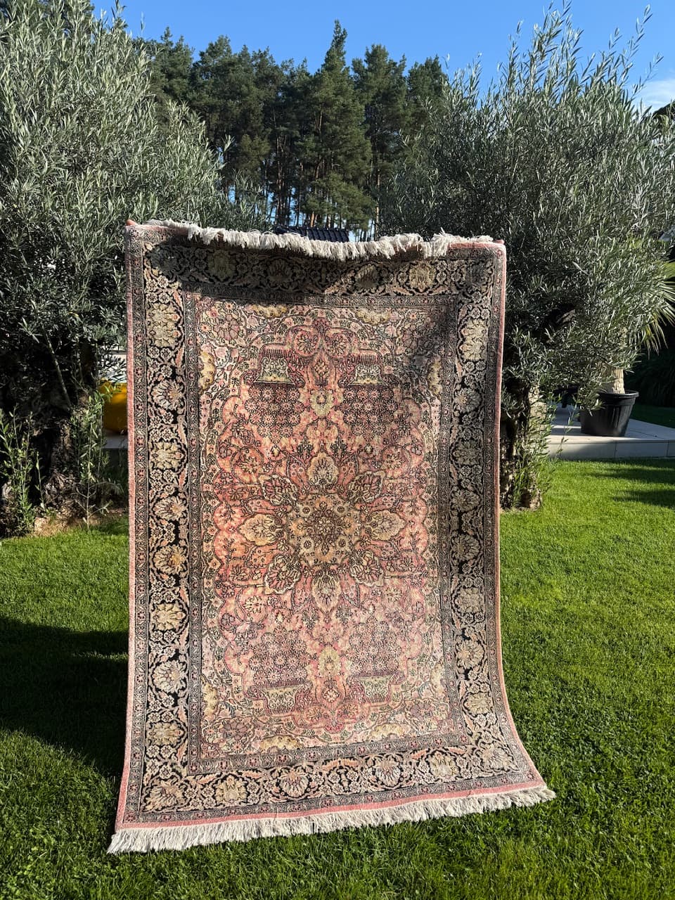 Dywan Ghoum, 200x125 cm, jedwab multikolor, Indie, lata 90. - 157879