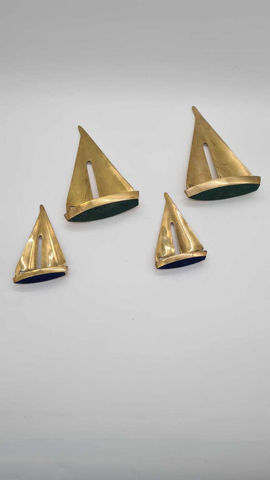 Set of Four Sailboat Figurines, Golden Brass, 1970s - 157954