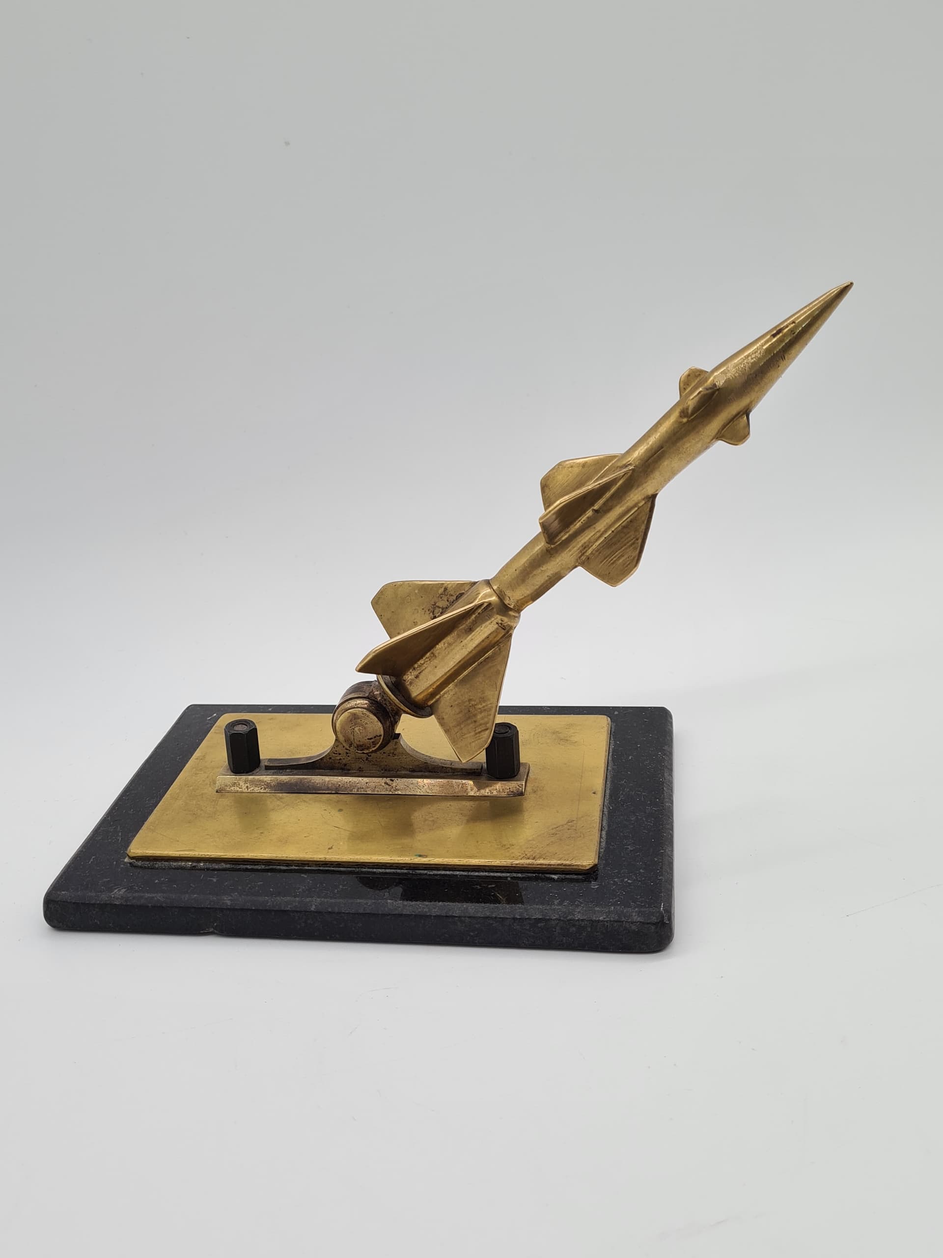 Rocket Sculpture Space Age, golden brass, black marble, 1970s. - 157959