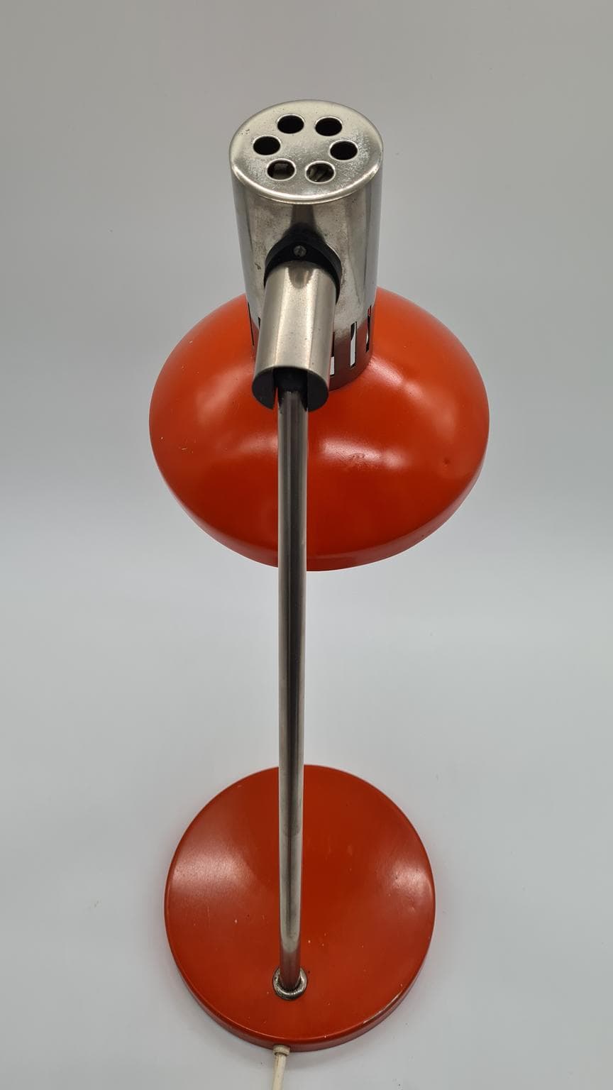 Table lamp, red metal, Aka Leuchten, Germany, 1970s. - 158224
