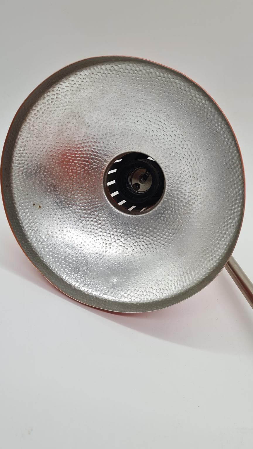 Table lamp, red metal, Aka Leuchten, Germany, 1970s. - 158227