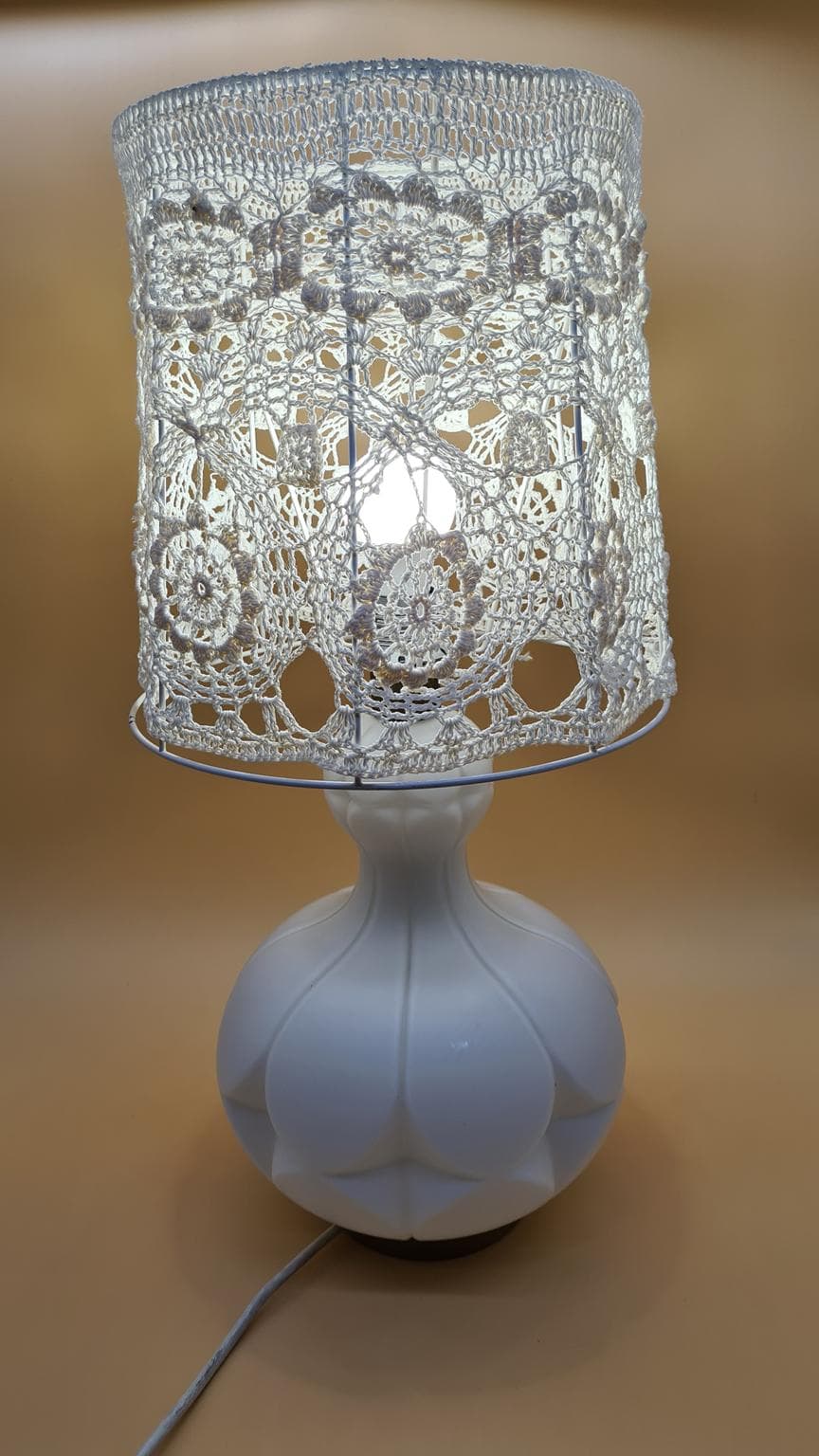 Table lamp, ivory white glass, Peill & Putzler, Germany, 1960s. - 158244