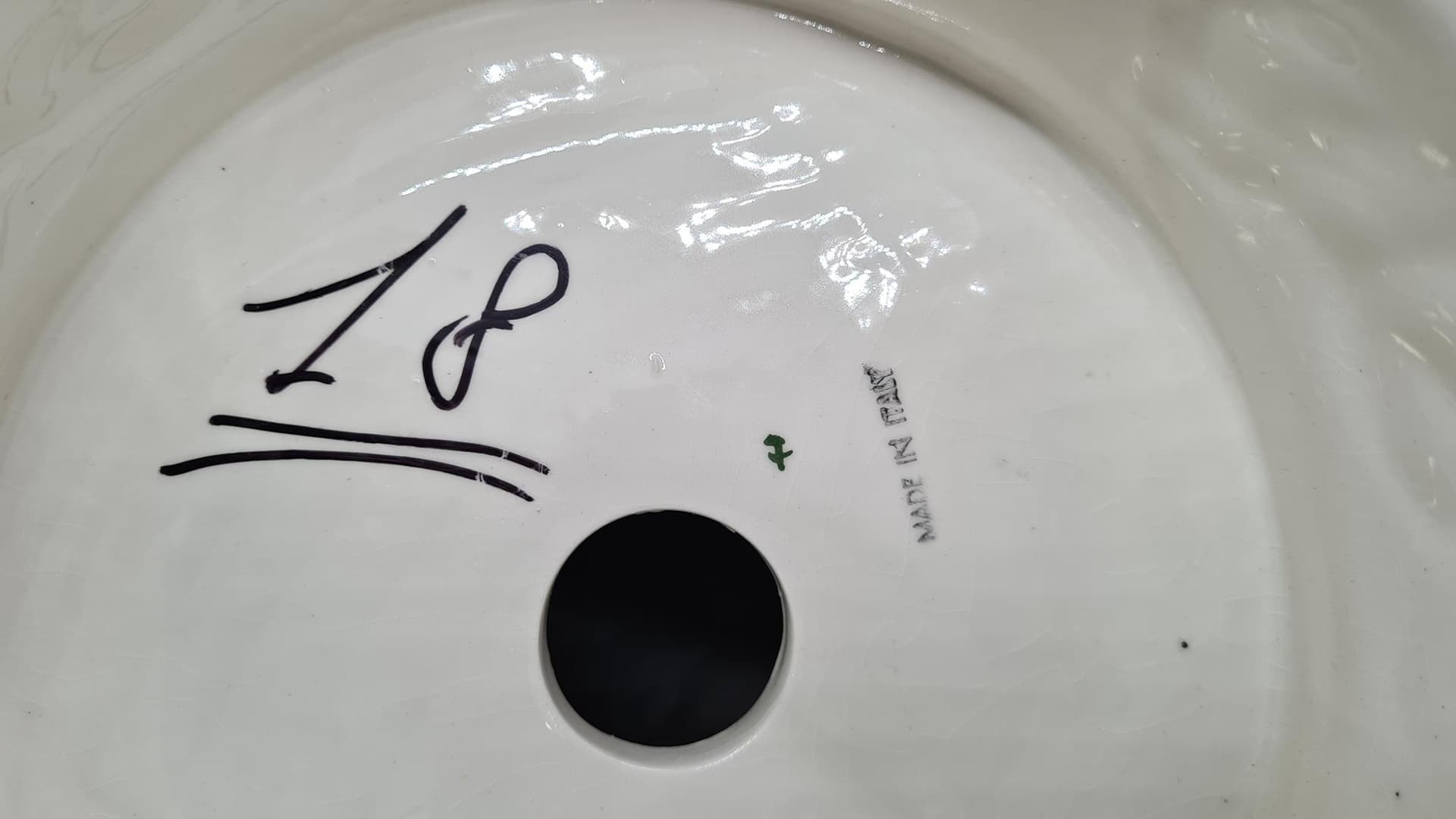 Figura kobieta zbierająca kwiaty, multikolor, ceramika, proj. D. Poloniato, Włochy, lata 80. - 158255