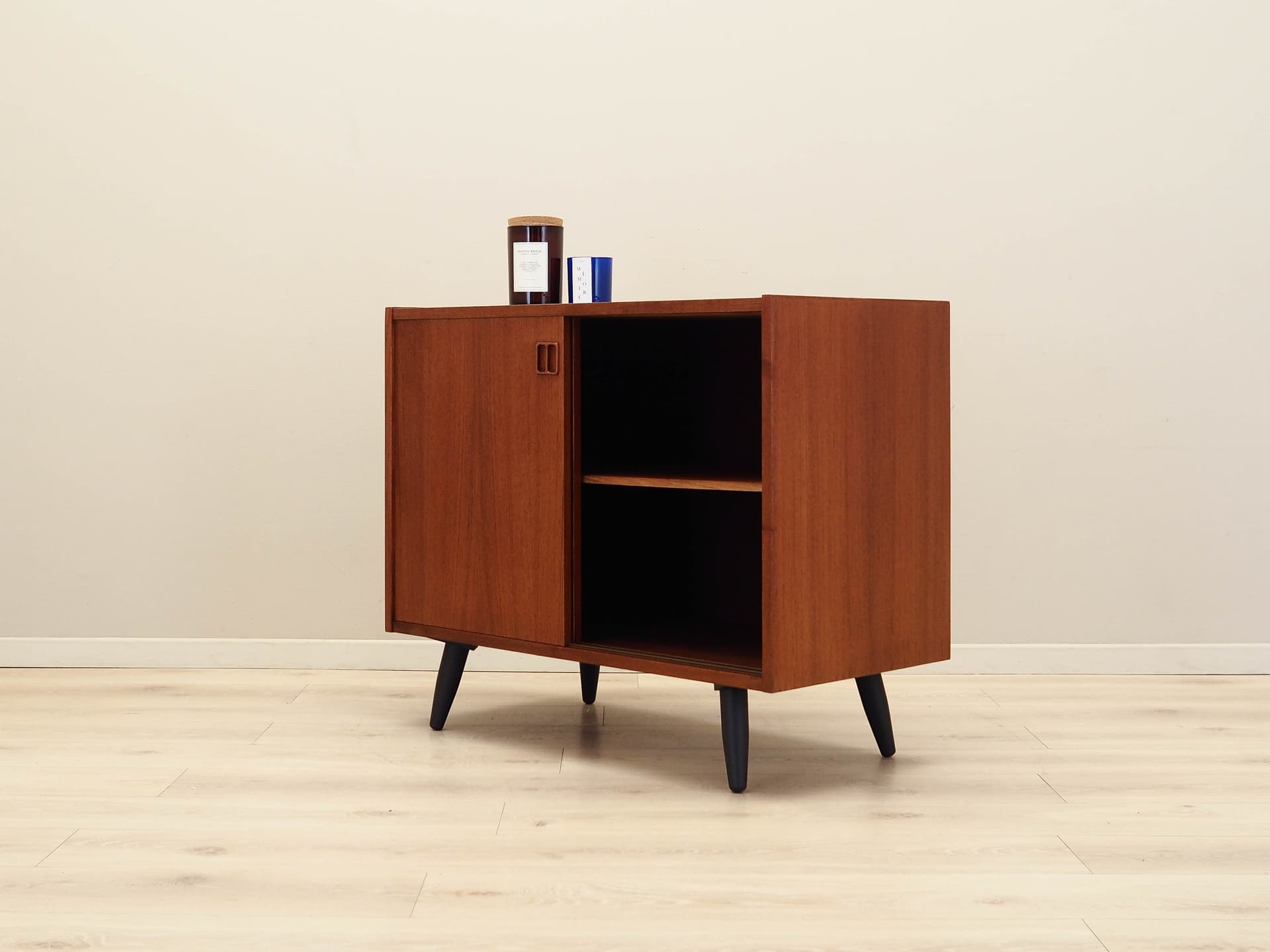 Cabinet, dark brown teak, Denmark, 1970s. - 158486
