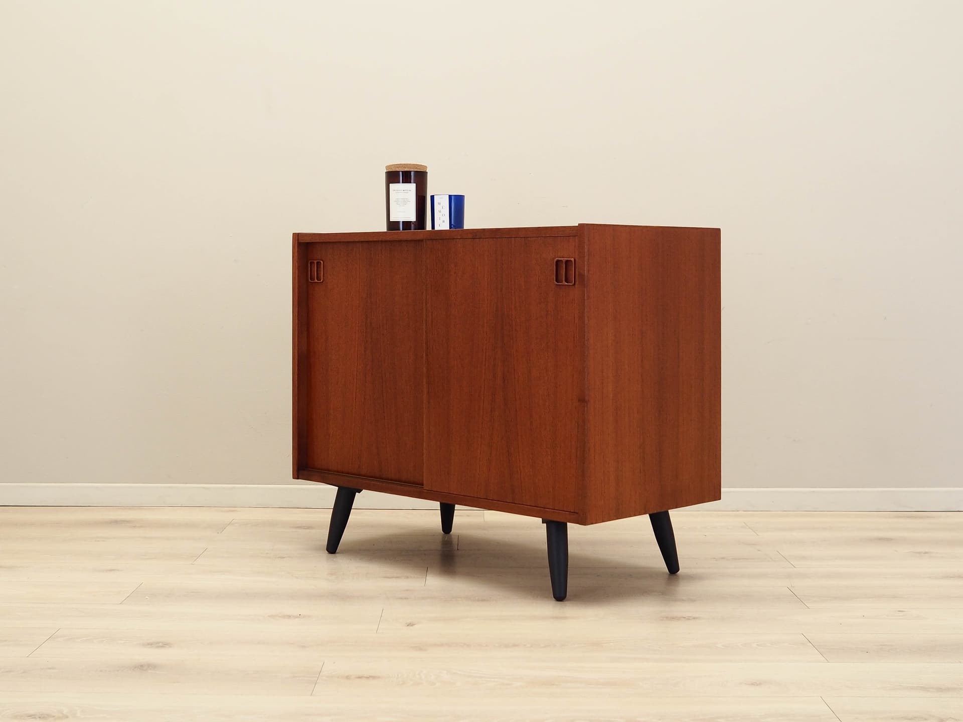 Cabinet, dark brown teak, Denmark, 1970s. - 158485