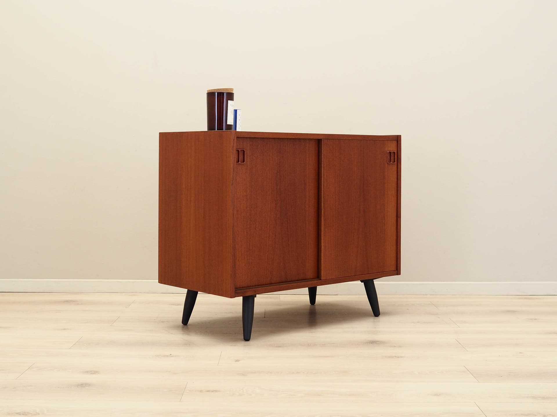 Cabinet, dark brown teak, Denmark, 1970s. - 158487