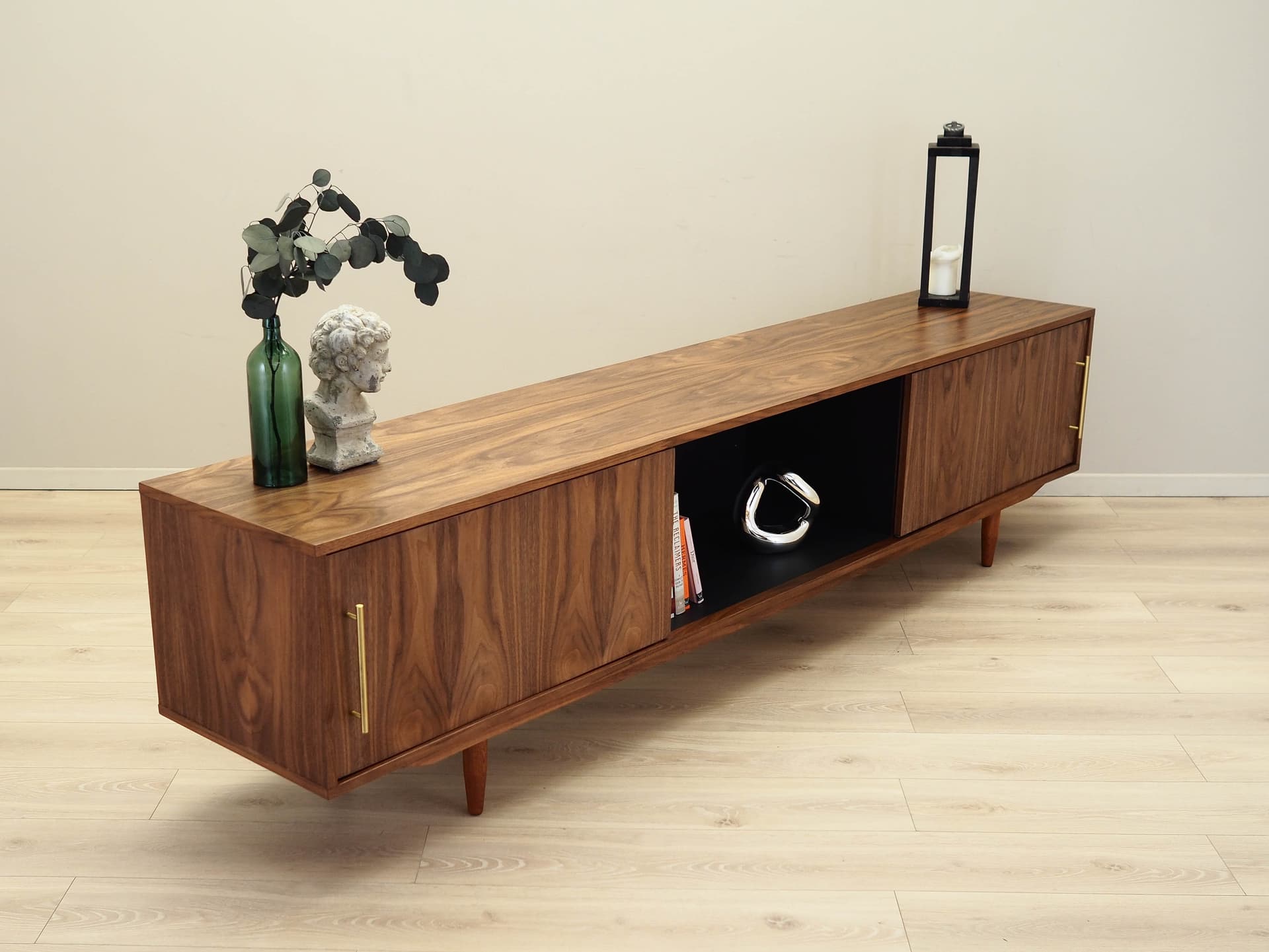 Sideboard, orzech ciemny, Dania, lata 60. - 158523