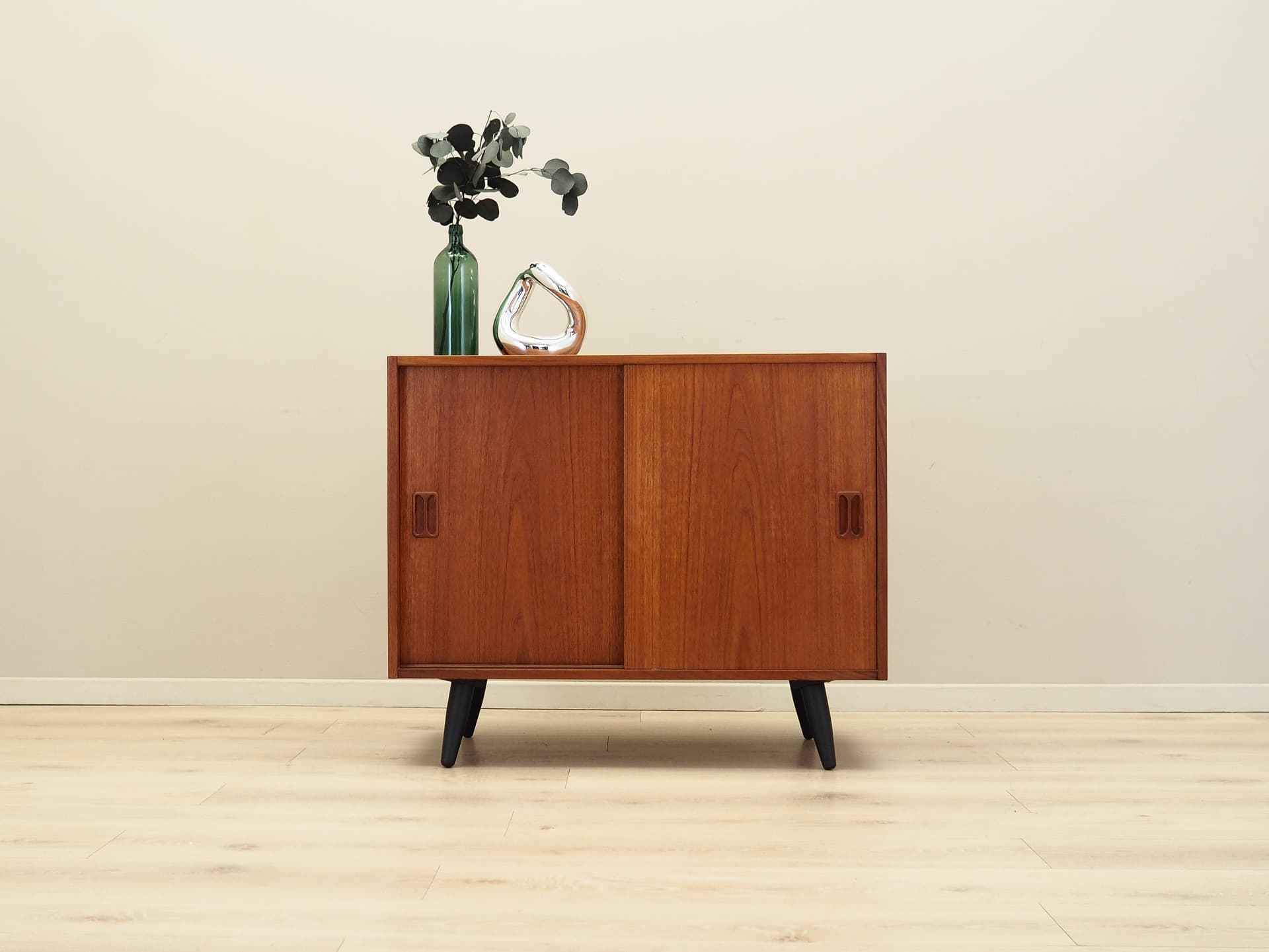 Cabinet, light brown teak, Denmark, 1970s. - 158547