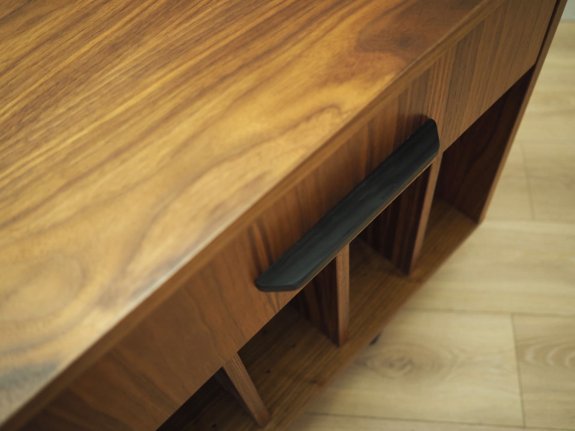 Sideboard skandynawski, orzech brązowy, Polska, lata 60. - 76446