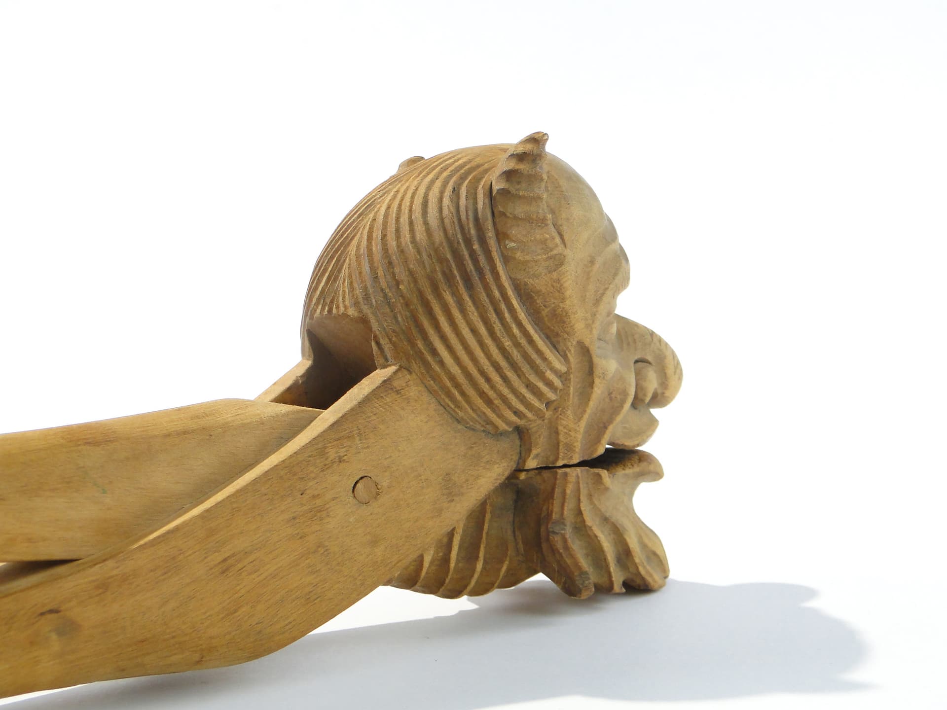 Nutcracker Devil, light brown wood, Poland, 1930s. - 158706