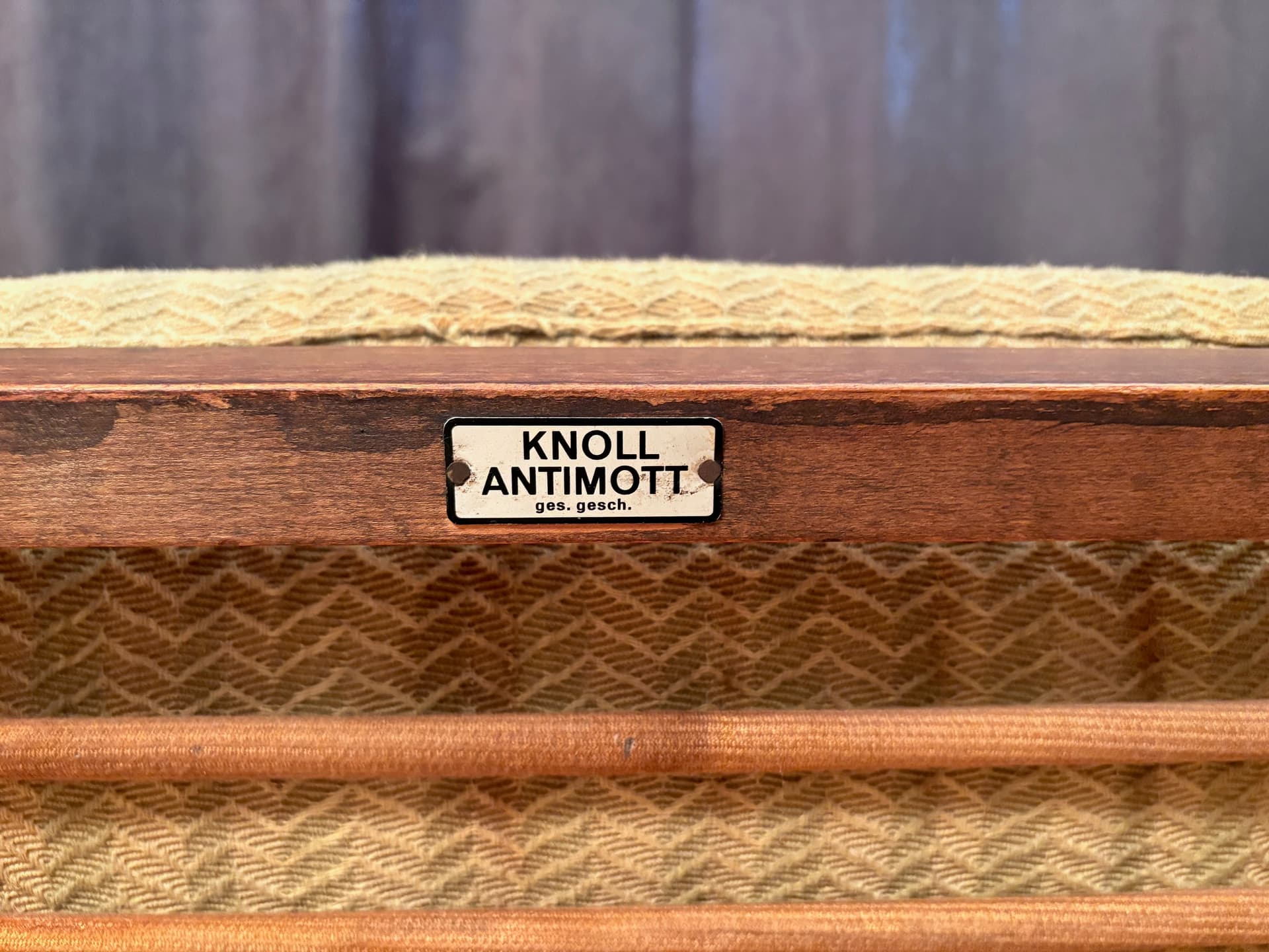 Fotel Knoll Antimott, drewno jasnobrązowe, proj. W. Knoll, Walter Knoll / Wilhelm Knoll, Niemcy, lata 50. - 158996