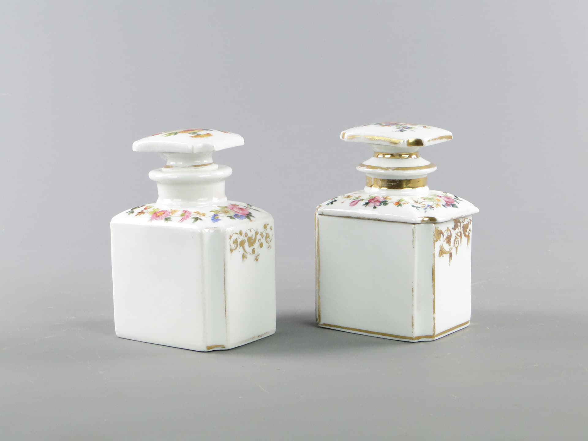 Porcelanowe herbatnice Francja XIX wiek - 159069