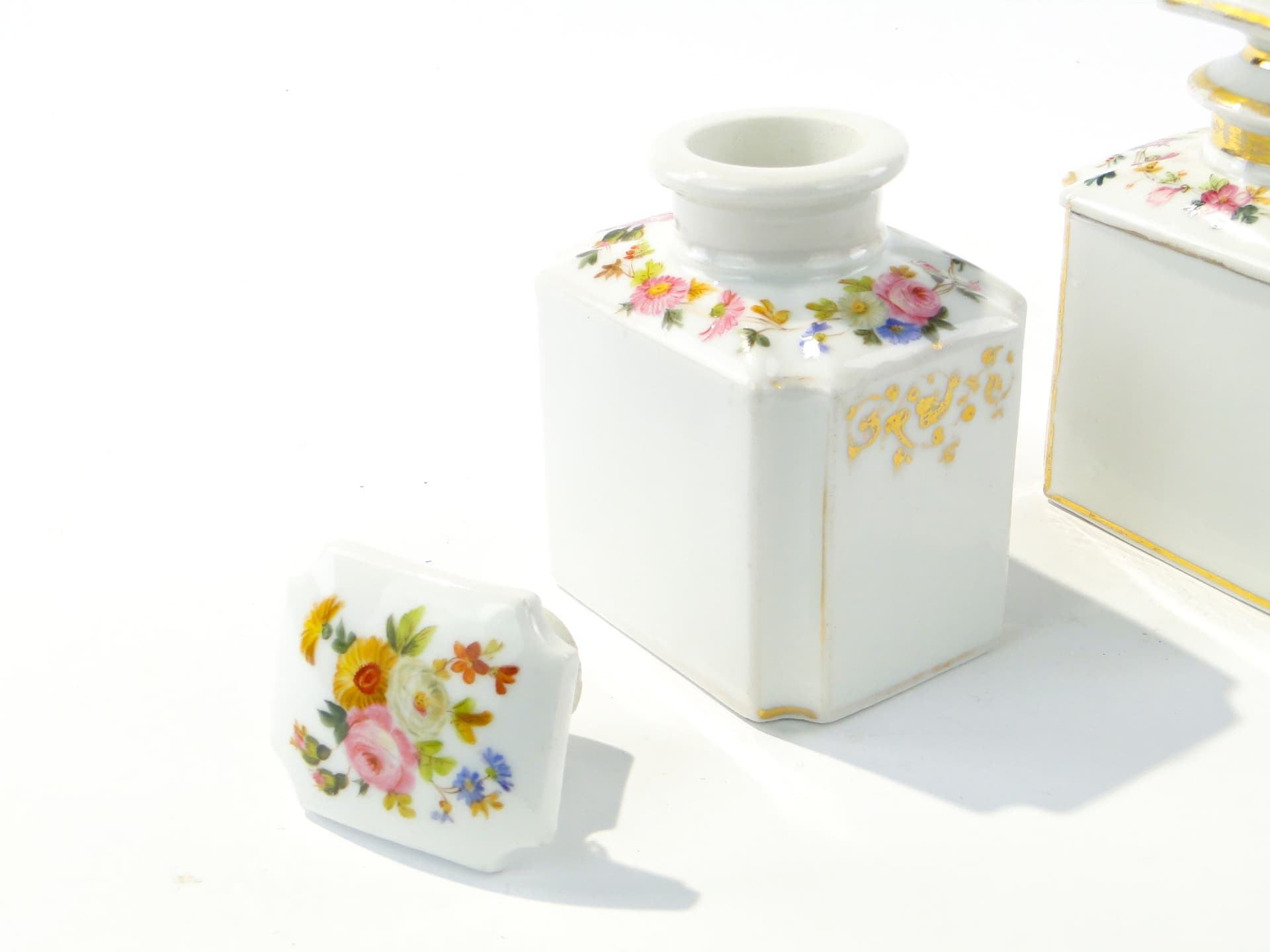 Porcelanowe herbatnice Francja XIX wiek - 159075