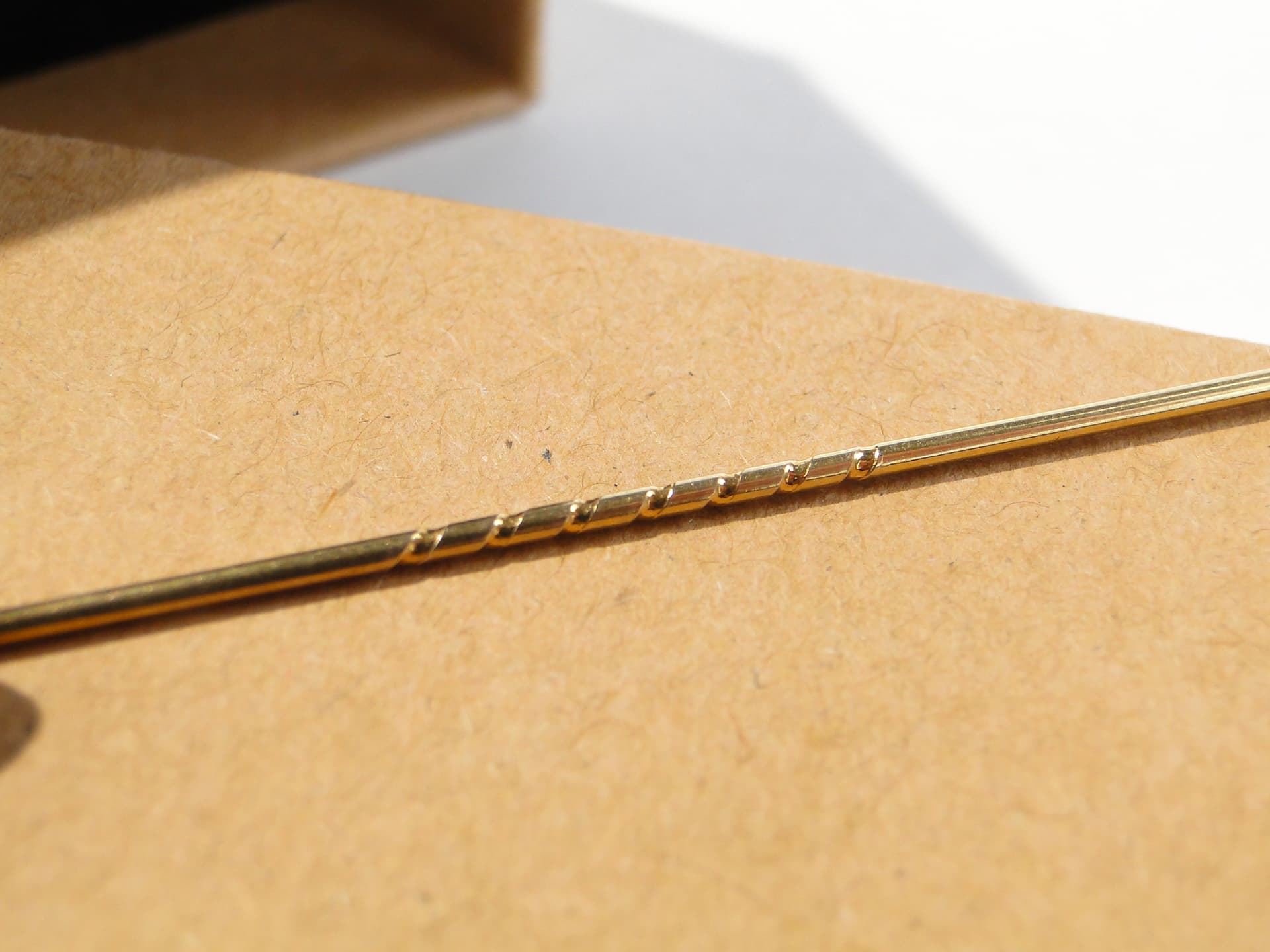 Szpilka dekoracyjna, Art Nouveau, złota, początek XX w. - 159623