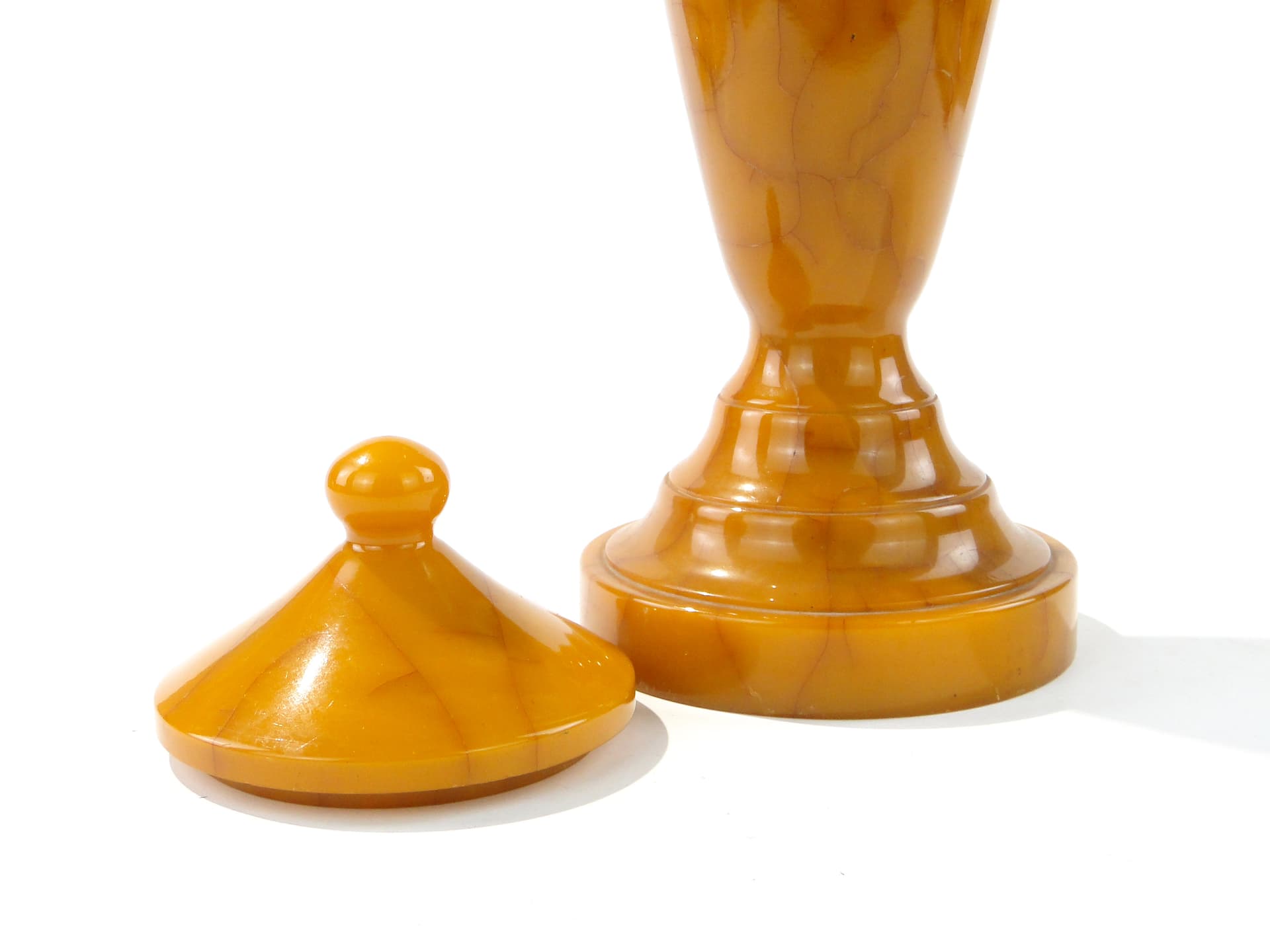 Modernistyczna amfora z mlecznego bakelitu Polska lata 30. - 159996