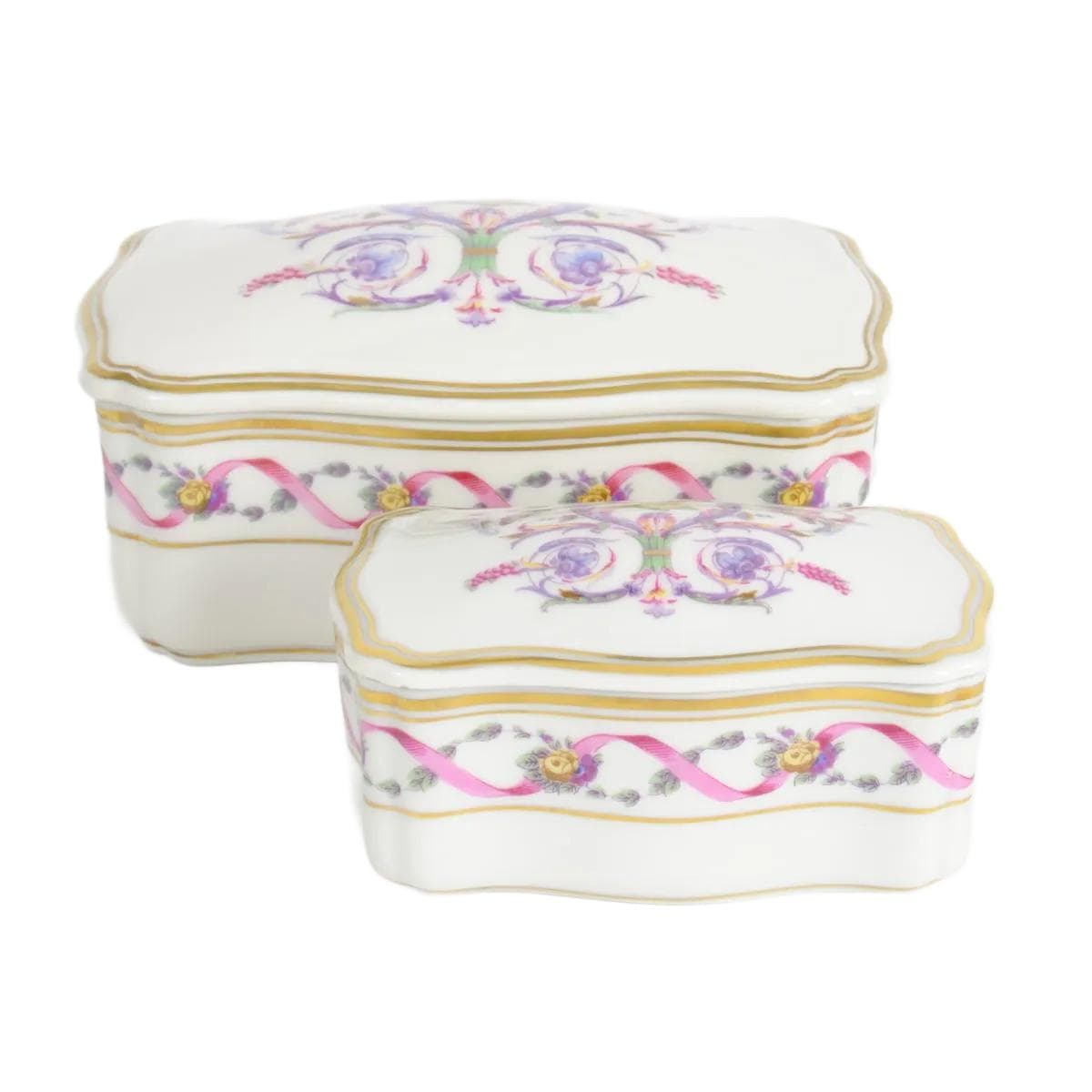 Pair of trinket boxes, white porcelain, Richard Ginori, Italy, 1960s.