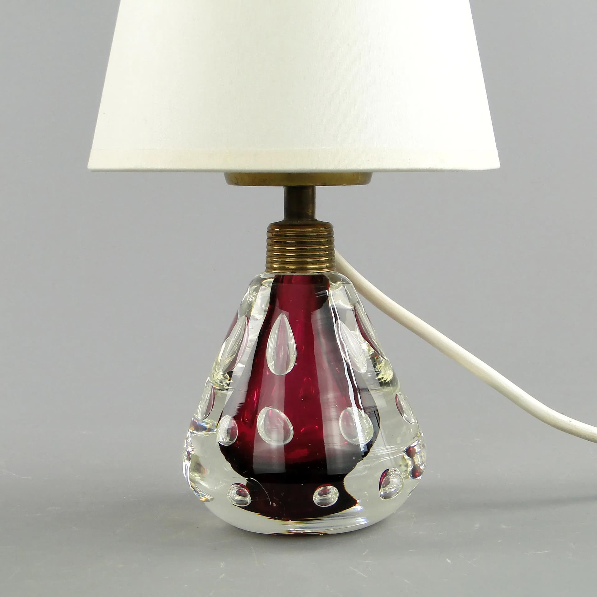 Table lamp, maroon glass, Val St Lambert, Belgium, 1960s. - 160227