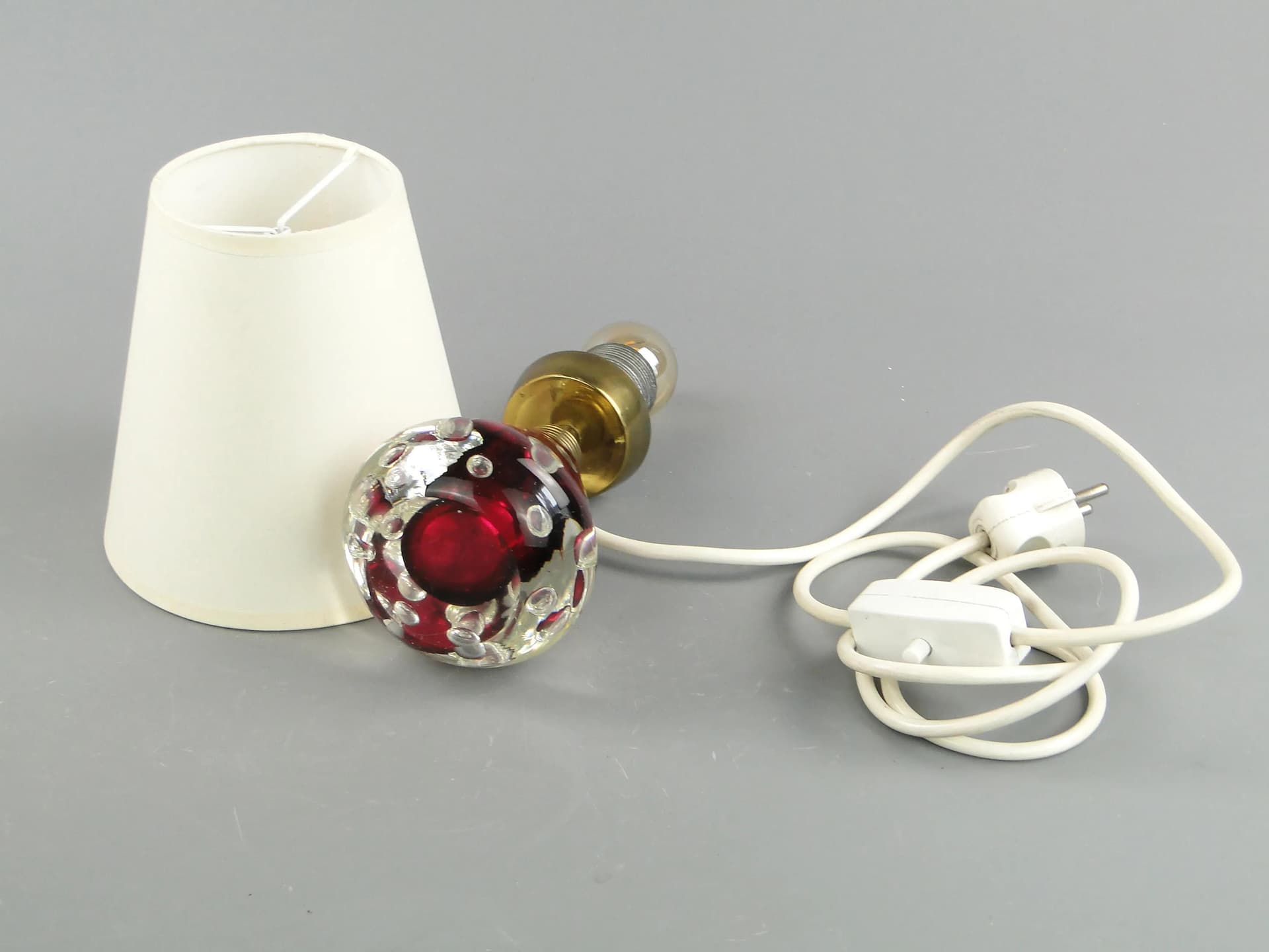 Table lamp, maroon glass, Val St Lambert, Belgium, 1960s. - 160234