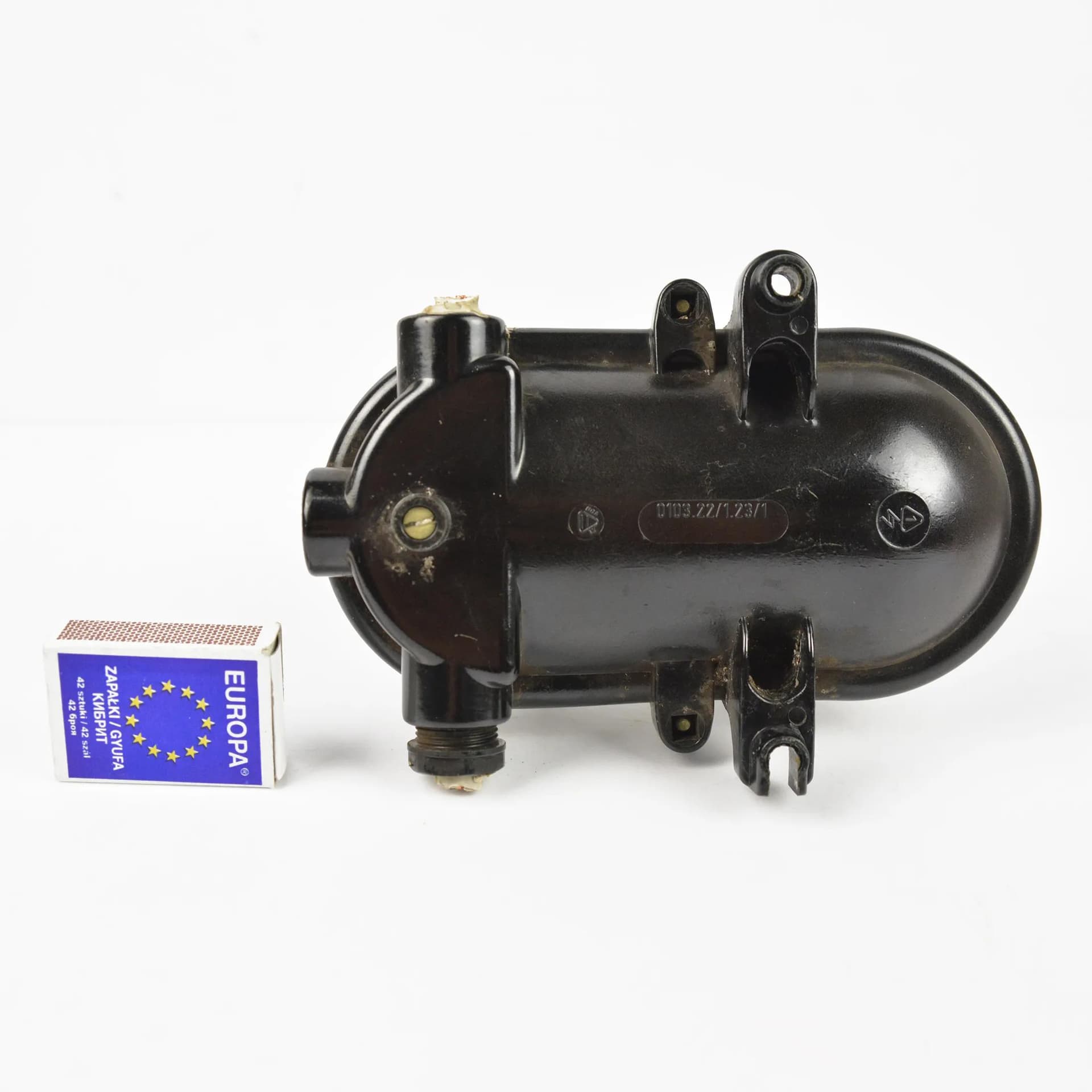 Kinkiet industrialny, szkło transparent, bakelit czarny, metal szary, Fabryki Materiałów Światłoczułych FOTON, Polska, lata 60. - 160837