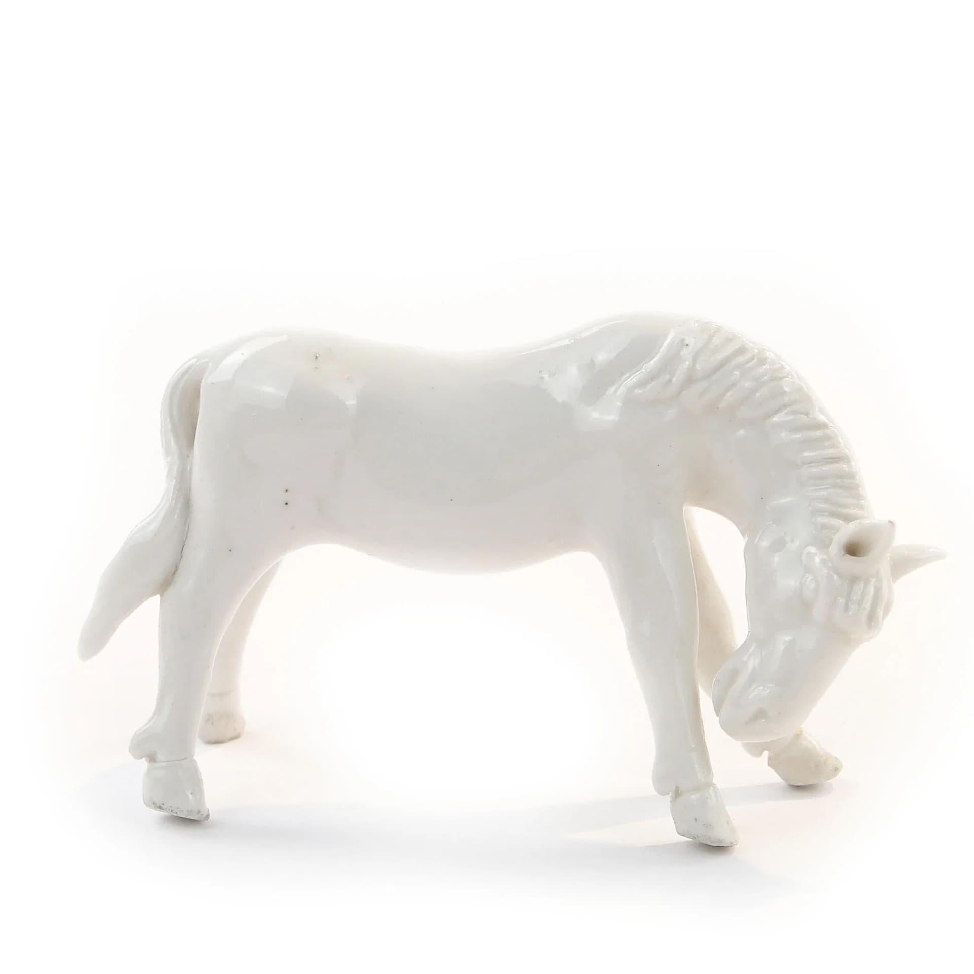Horse Figurine, white porcelain, England, early 20th c. - 10343