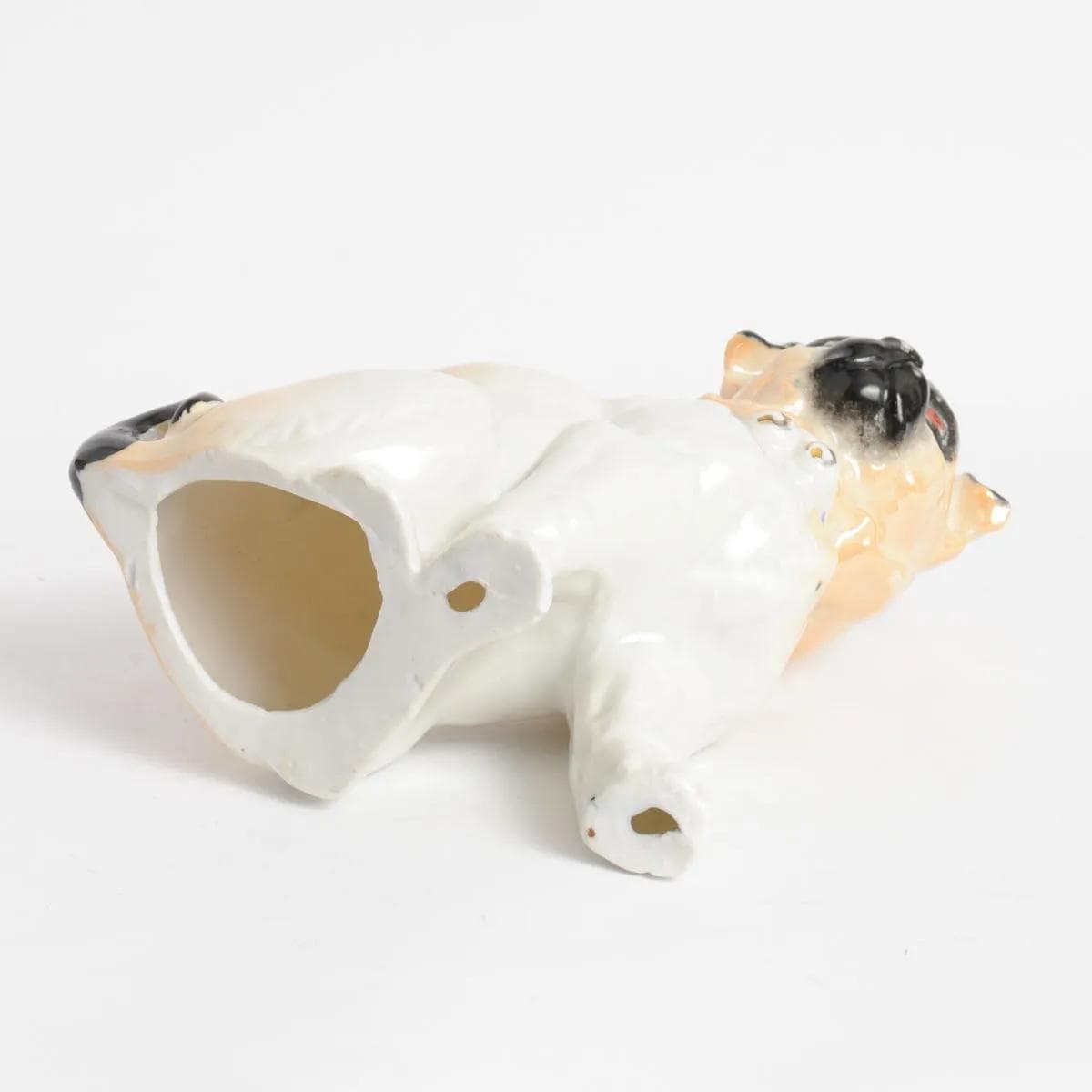 Figurka mopsa, kremowy, porcelana, Niemcy, początek XX w. - 160271