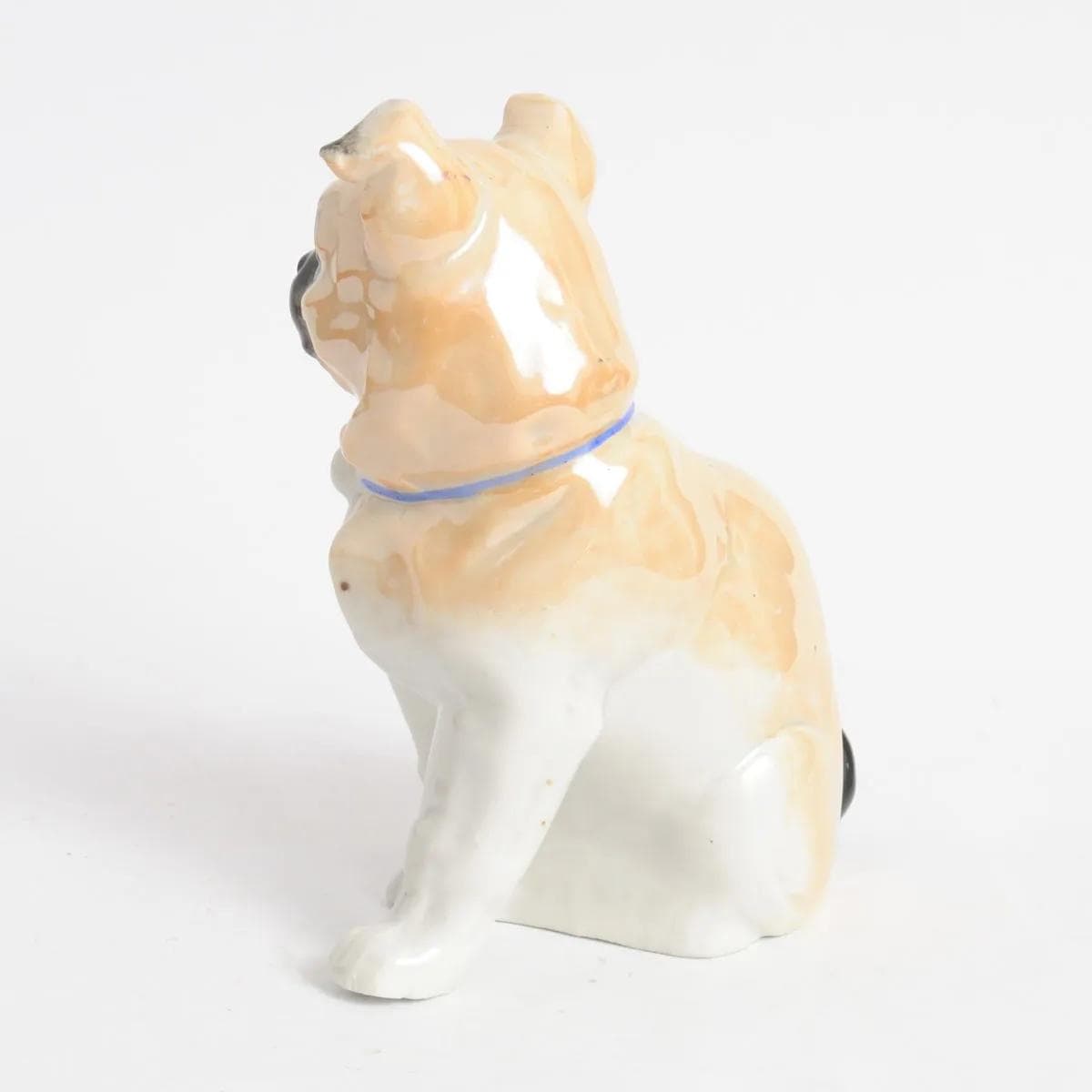 Figurka mopsa, kremowy, porcelana, Niemcy, początek XX w. - 160270