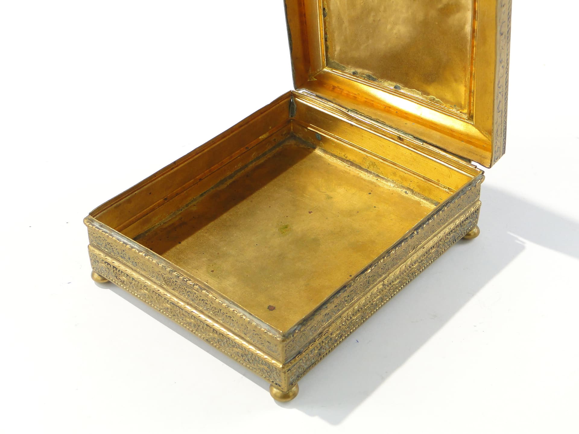 Francuskie, złocone pudełko na biżuterię - 160986