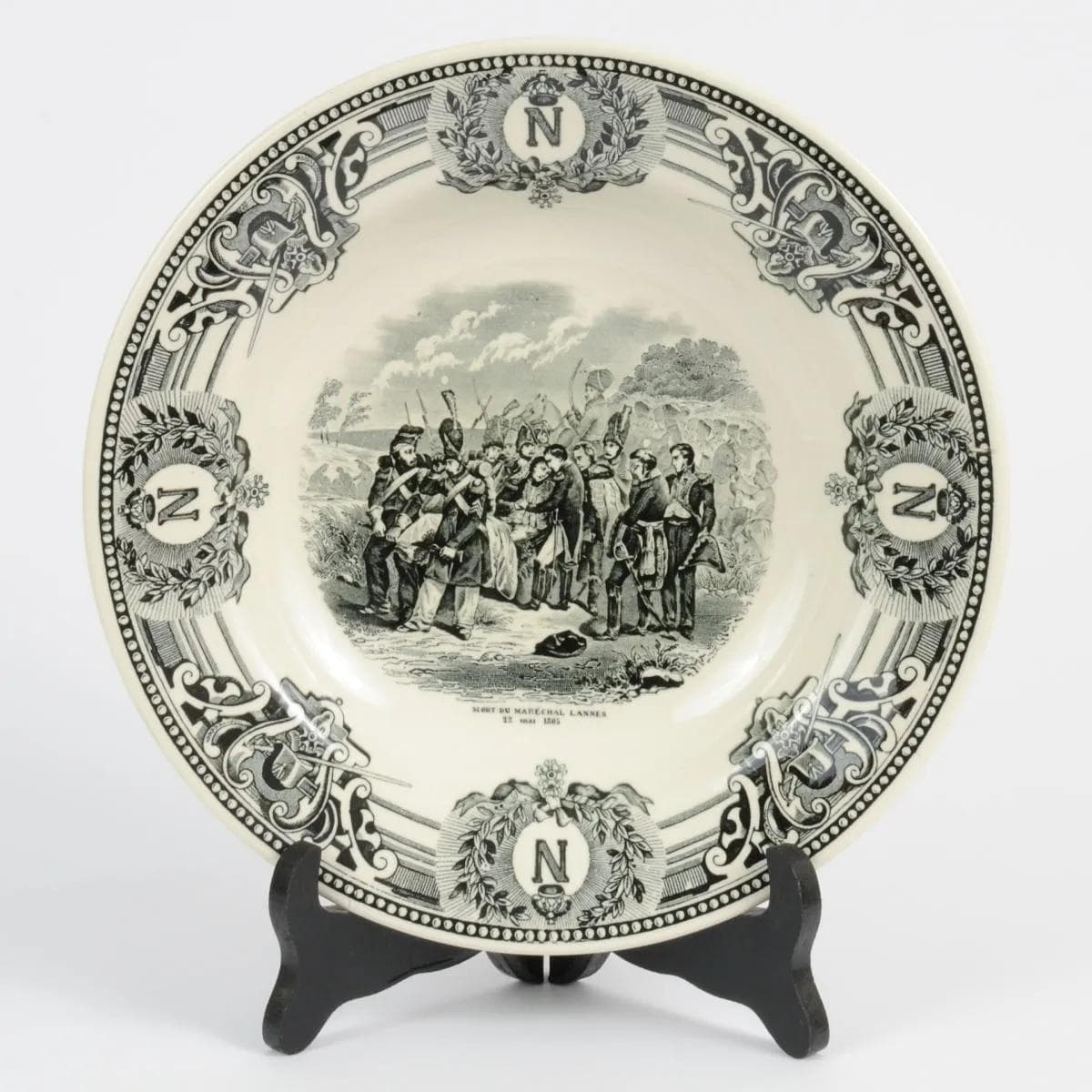 Komplet trzech talerzy napoleońskich, ivory white, fajans, Boch La Louvière, Belgia, lata 20. - 161979