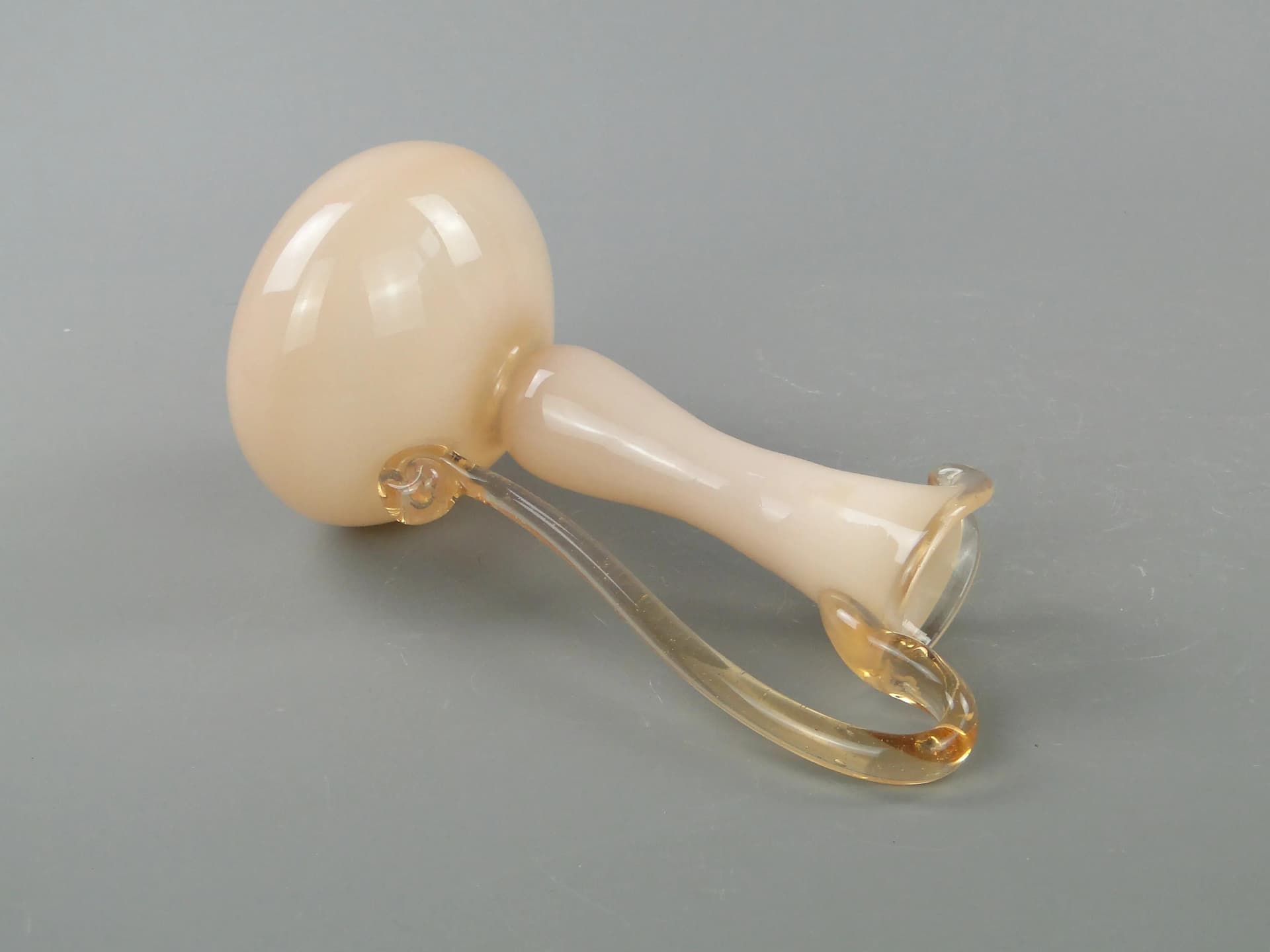 Wazon amfora, szkło beżowy żółty przezroczysty, proj. J. Słuczan-Orkusz, Polska, lata 70. - 163719