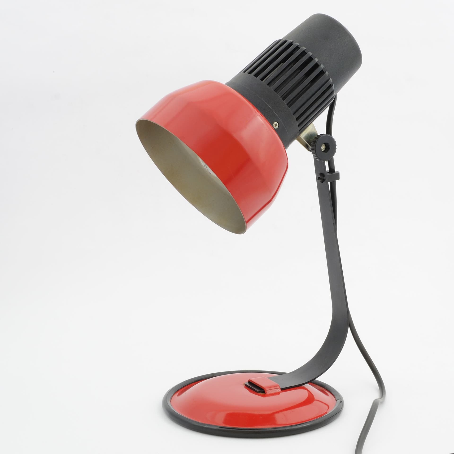 Desk lamp Lyskaer, red metal, Denmark, 1980s. - 161722