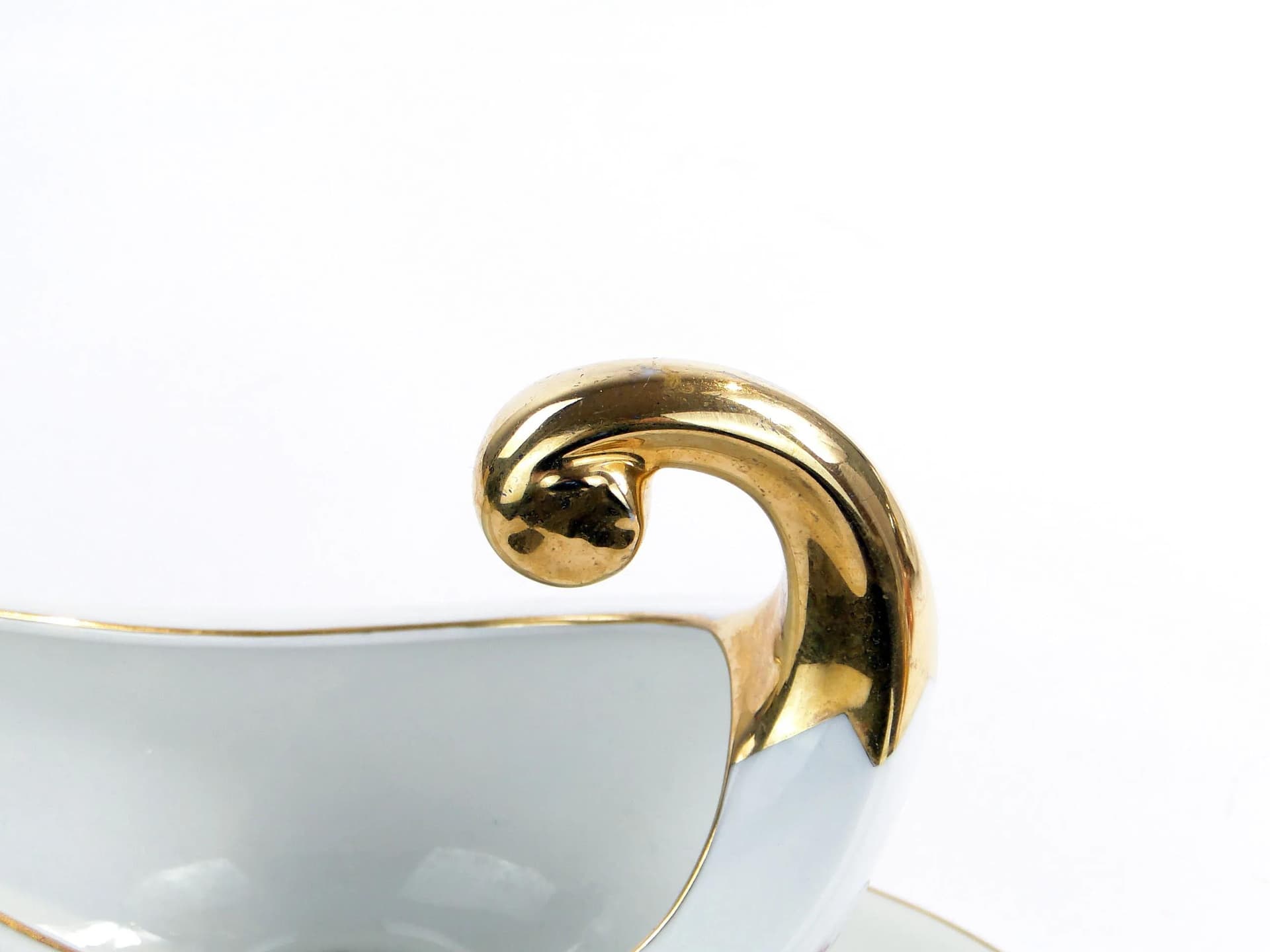 Sosjerka Empire, porcelana biała, złocona, proj. B. Wysocki, J. Steckiewicz, Ćmielów, Polska, lata 30. - 10523