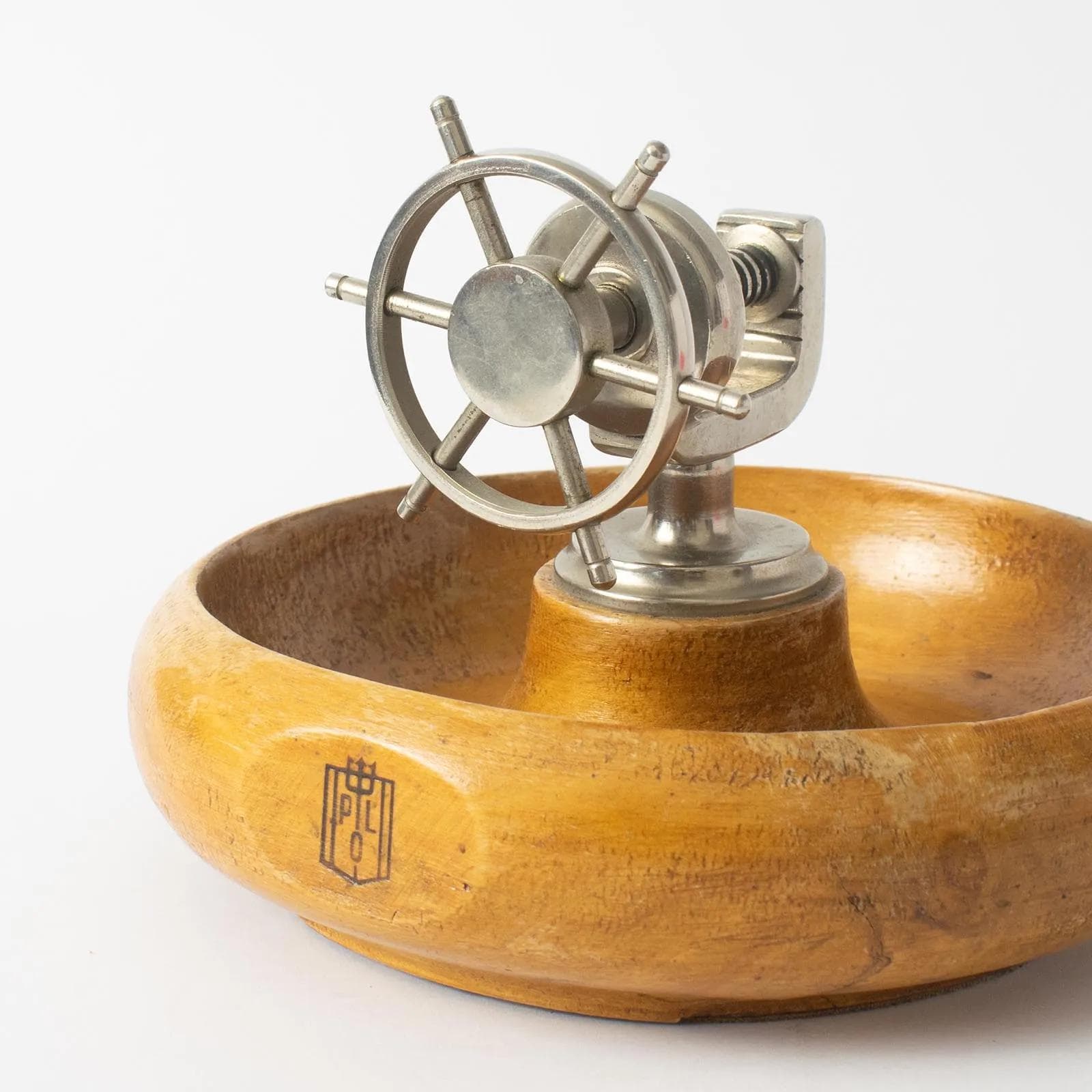 Dziadek do orzechów, Polskie Linie Oceaniczne, brązowy, drewno, metal, Polska, lata 60. - 161662