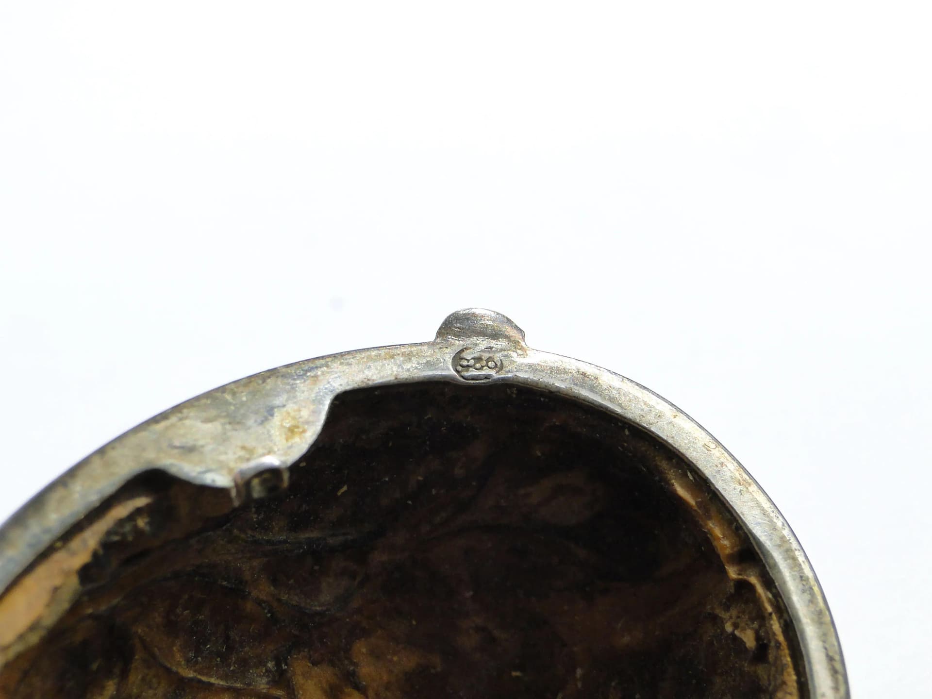 Ring box, light brown walnut, silver, Italy, 1970s. - 163398