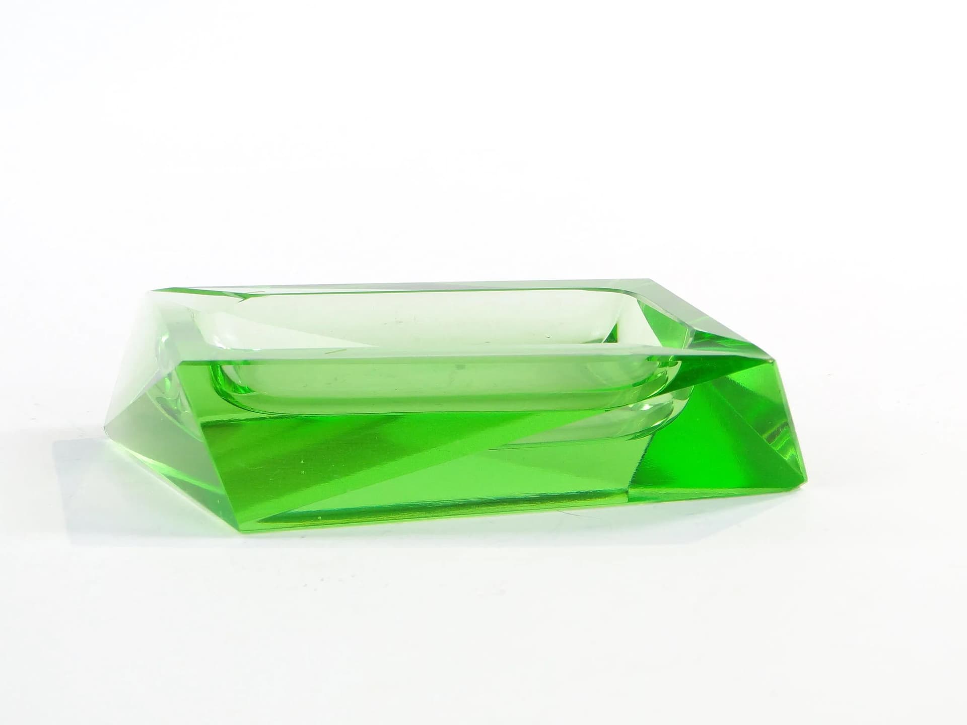Ashtray Art Deco, green, crystal, Czech Republic, 1930s. - 10482