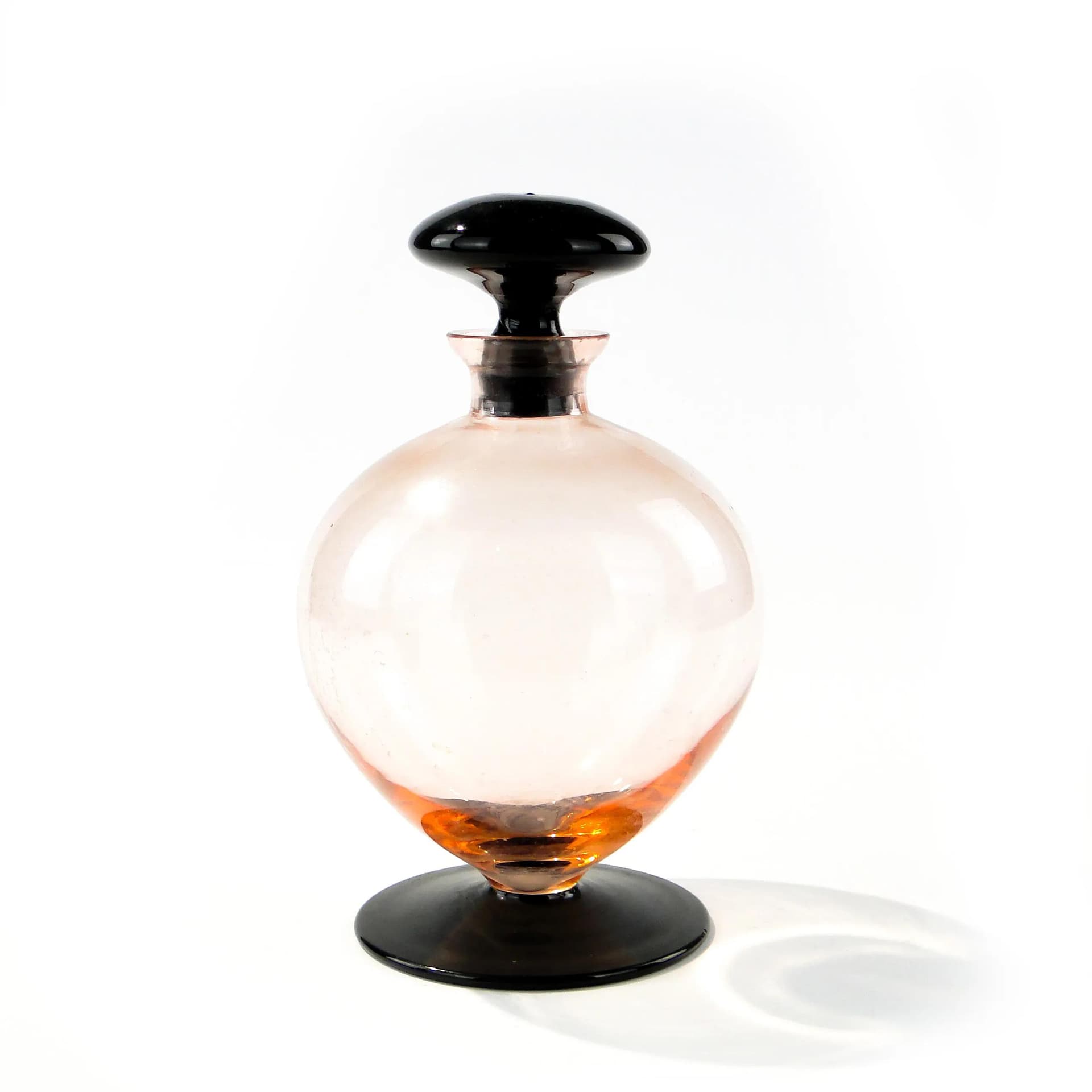 Karafka Art Deco, szkło różowy, Polska, lata 30. - 163300