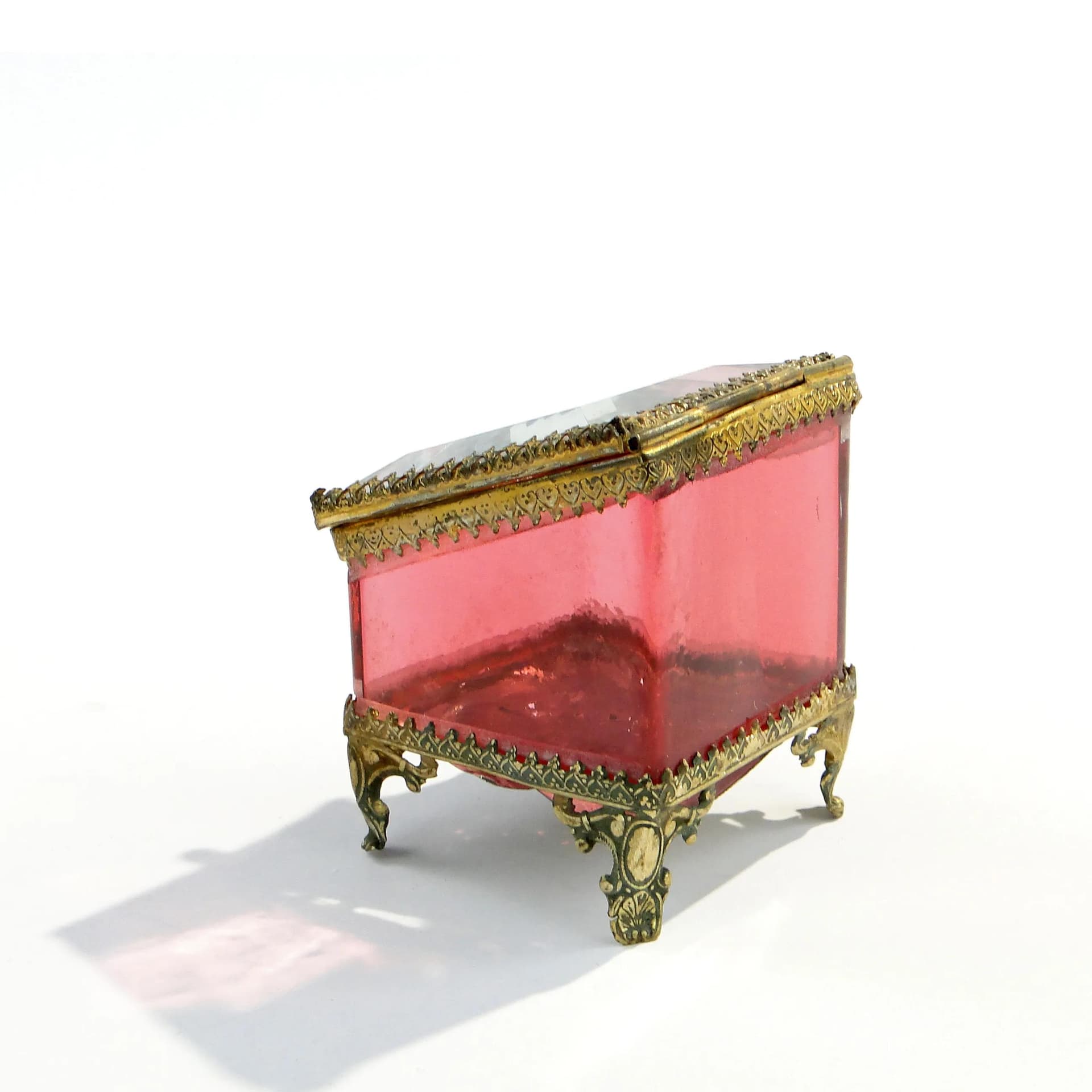 Jewelry box, pink crystal glass, Austria, 19th c. - 163294