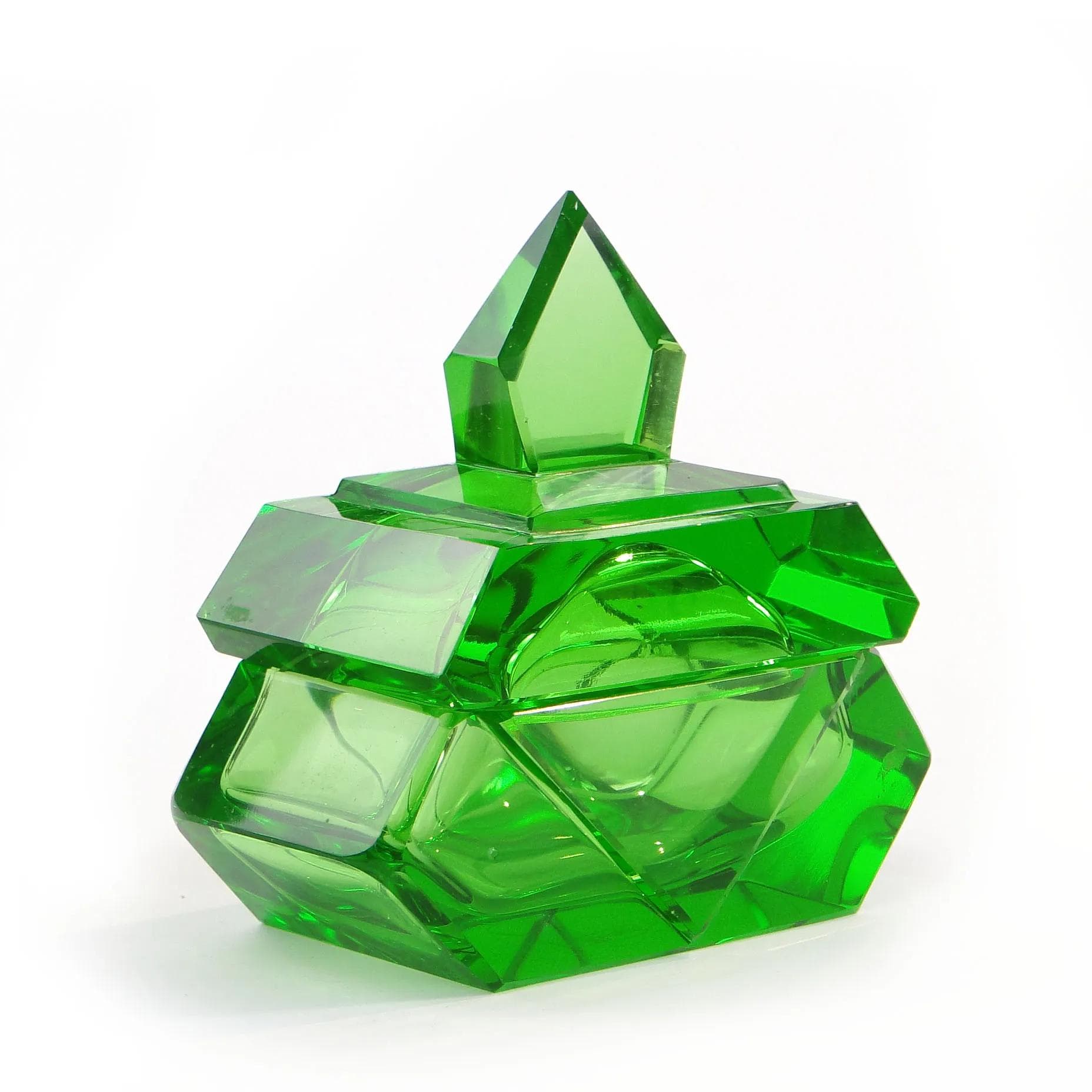 Bomboniera art déco, szmaragd szkło kryształowe, Moser, Czechosłowacja, lata 30. - 10457