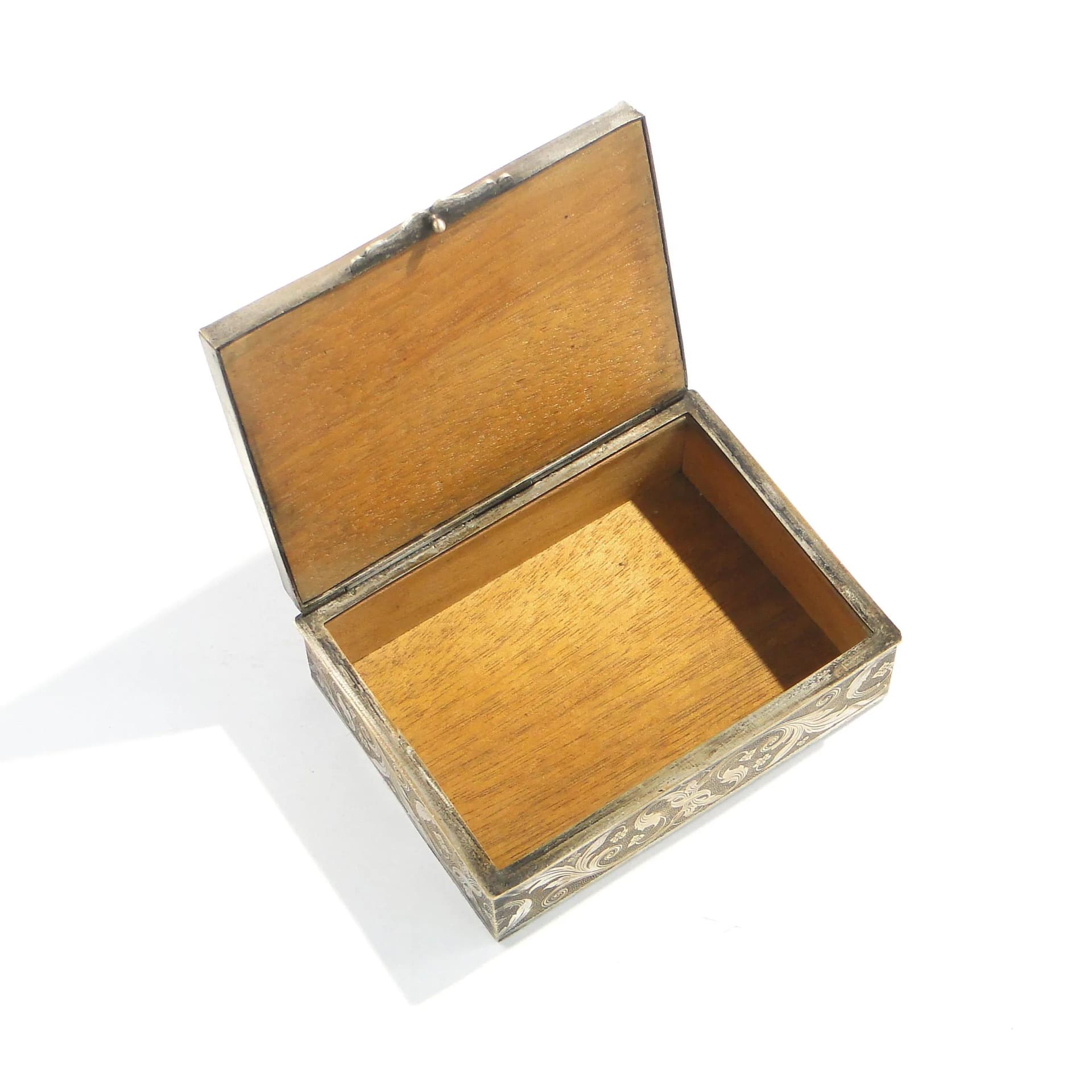 Pudełko na biżuterię neoklasycystyczne, brąz złoty, drewno mahoń, szylkret, Francja, XIX w. - 163163