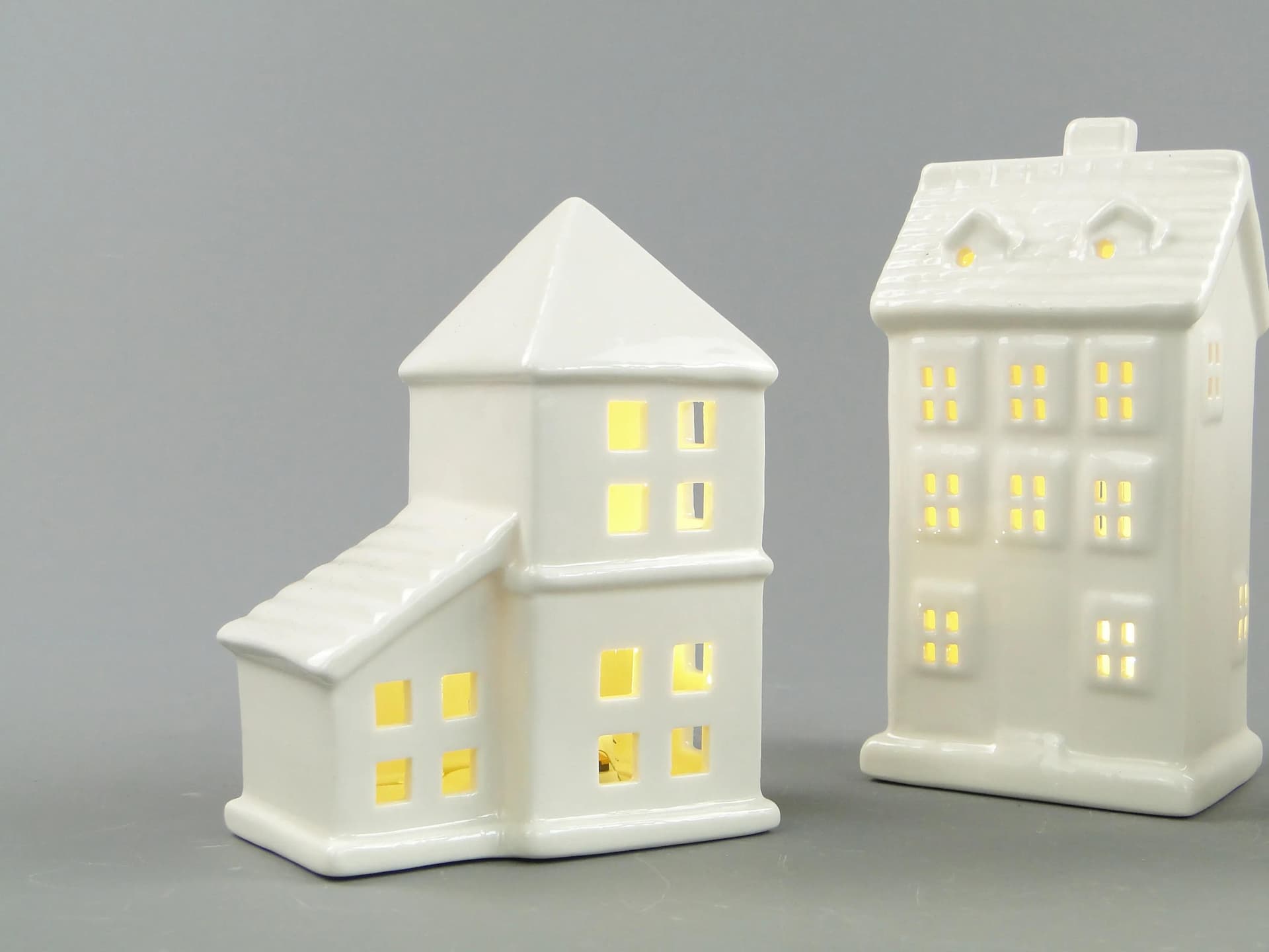 Zestaw trzech lampionów Miasteczko, biały beżowy, ceramika szkliwiona, Polska, XXI w. - 162939