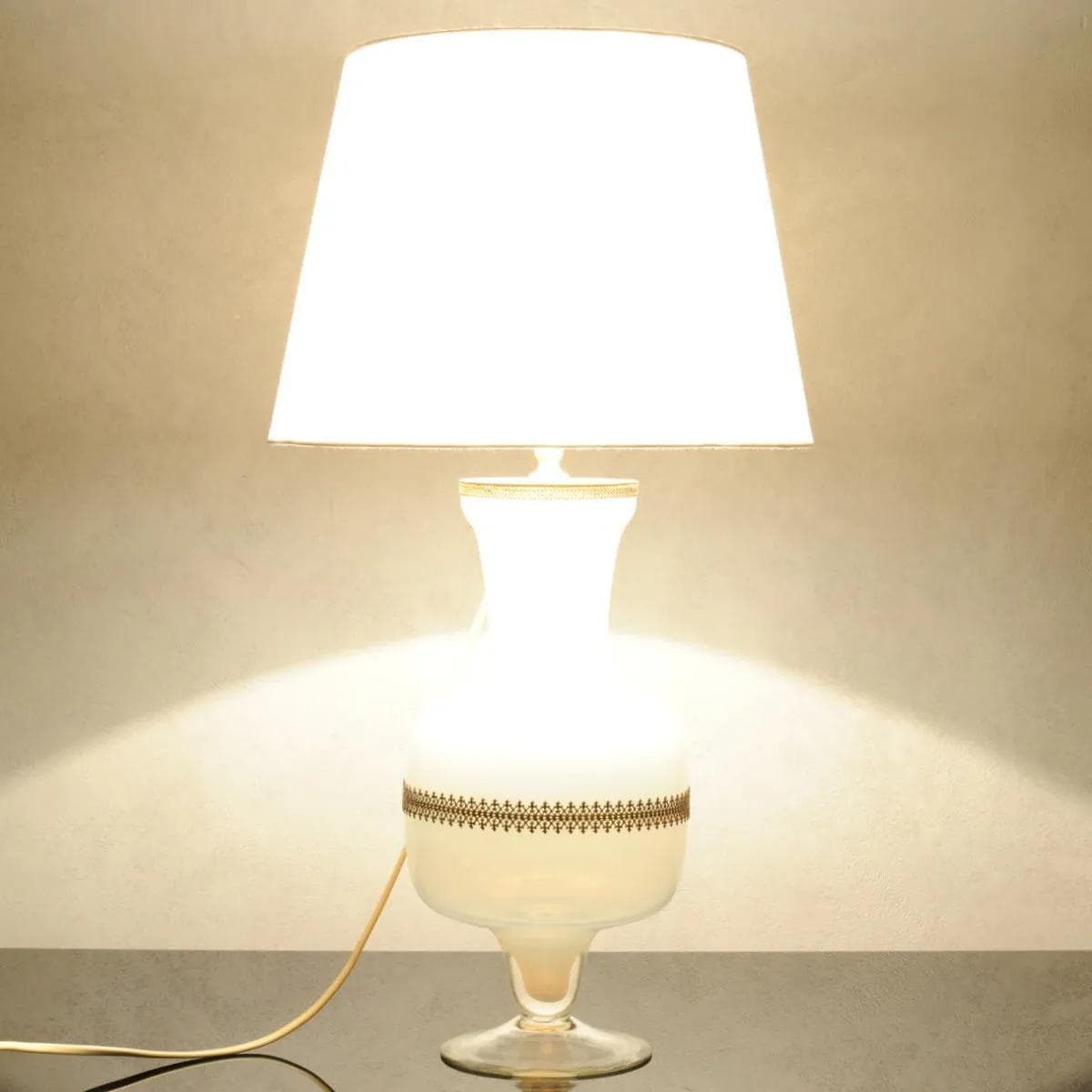 Lampa stołowa, biały, szkło, Włochy, lata 60. - 162284